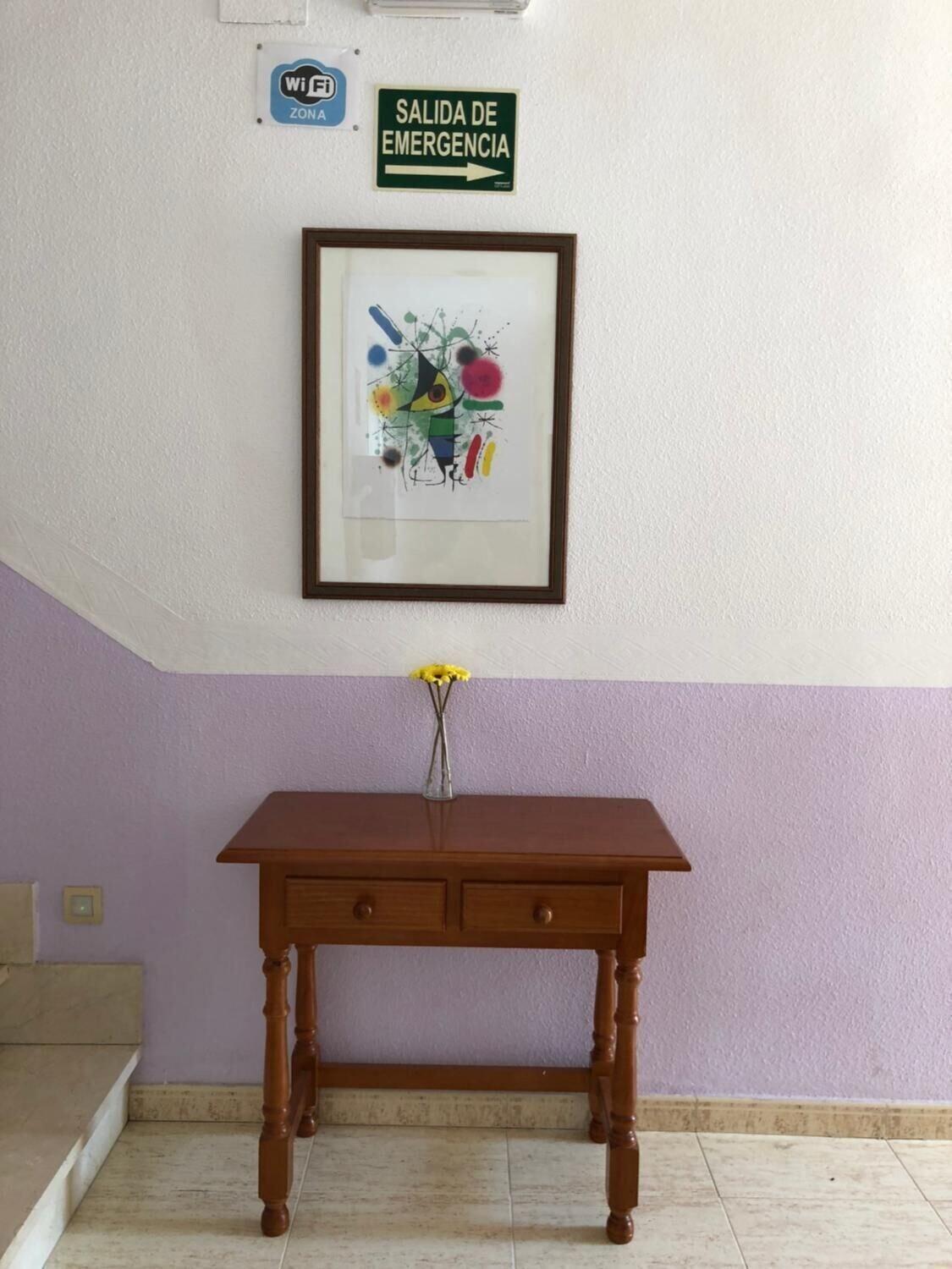 Vista Lobby Hostal 82