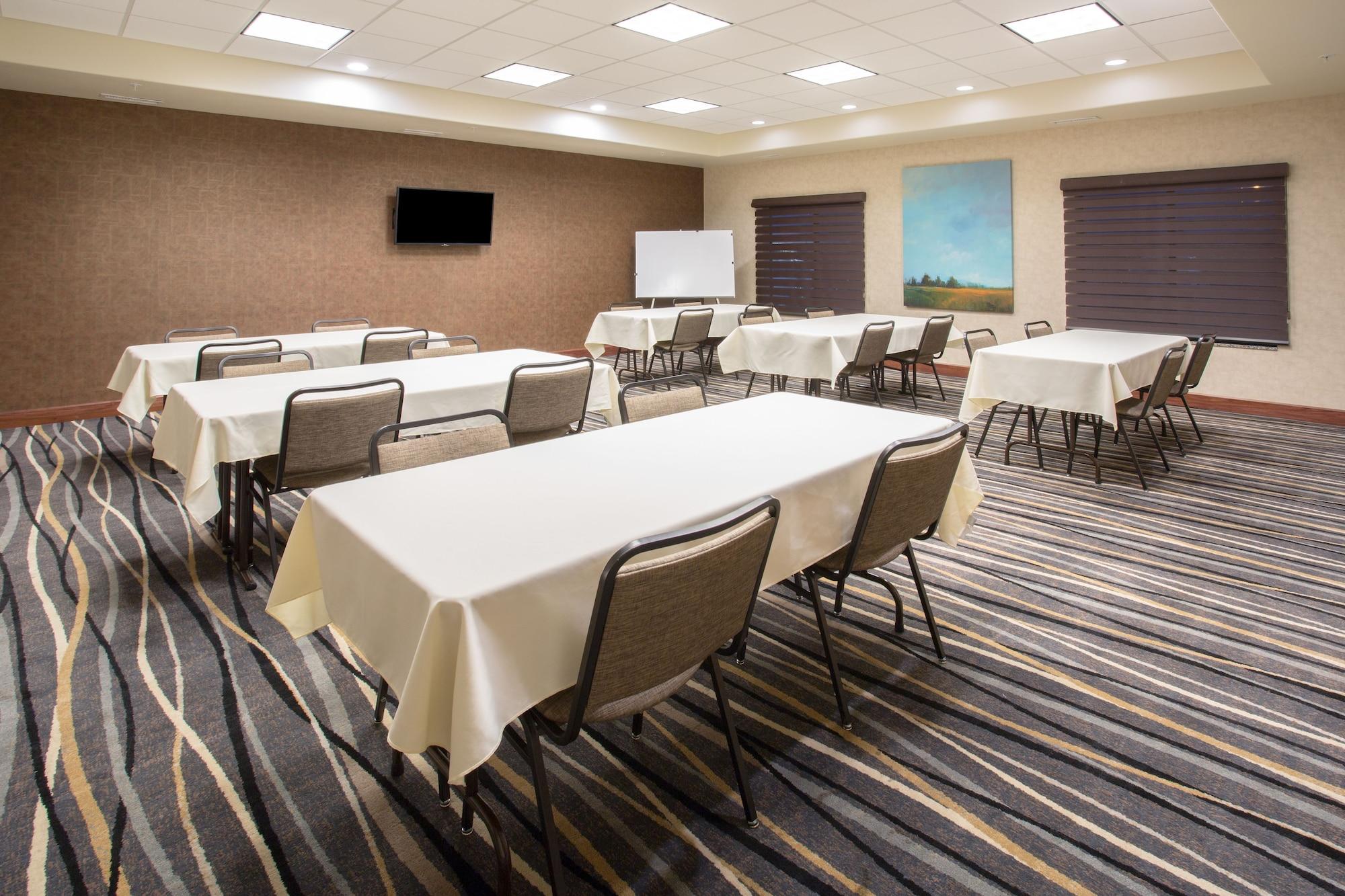 Sala de Reuniones Holiday Inn Express & Suites Glendive by IHG