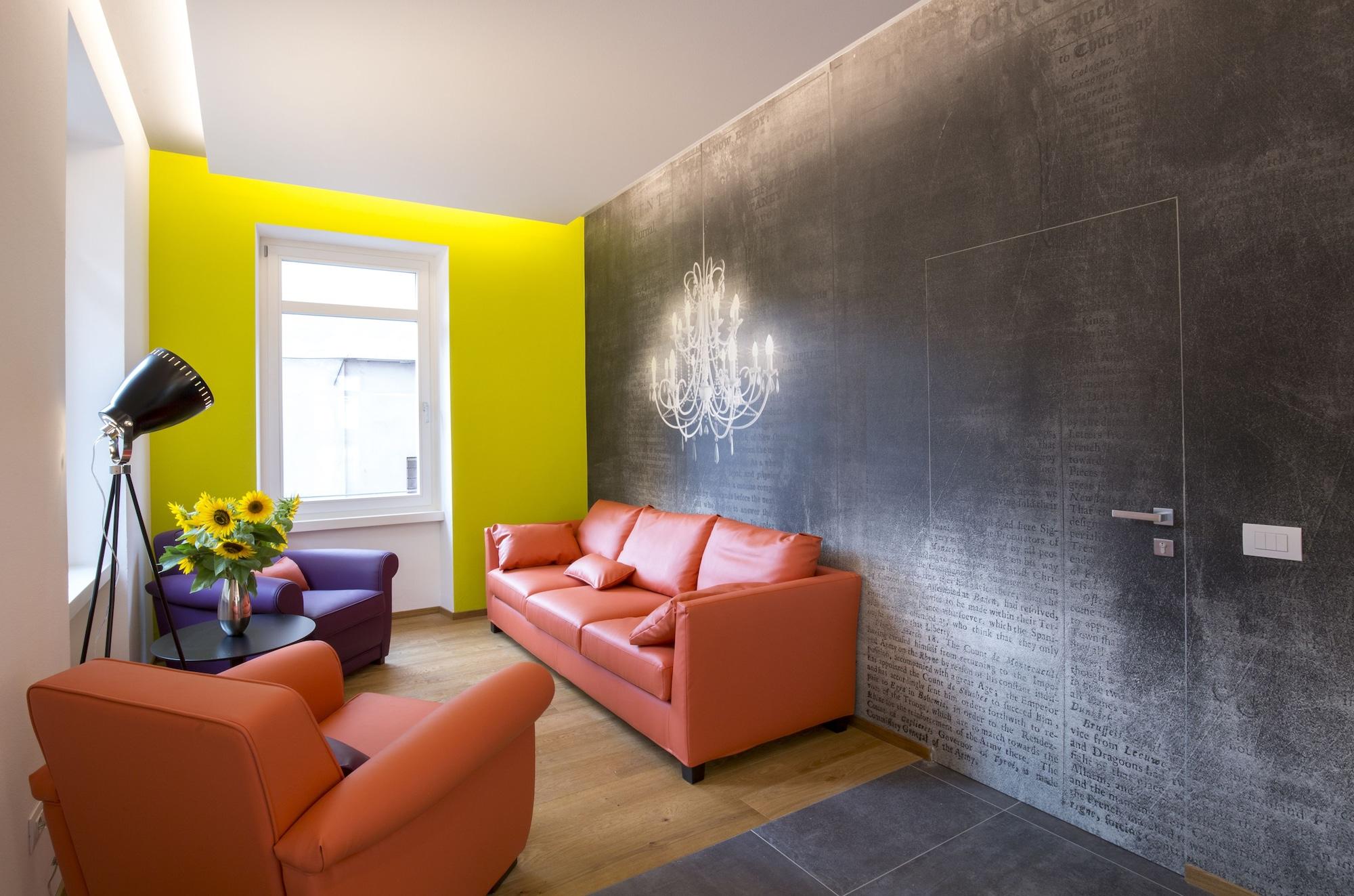 Vista Lobby Holiday IV Gardan