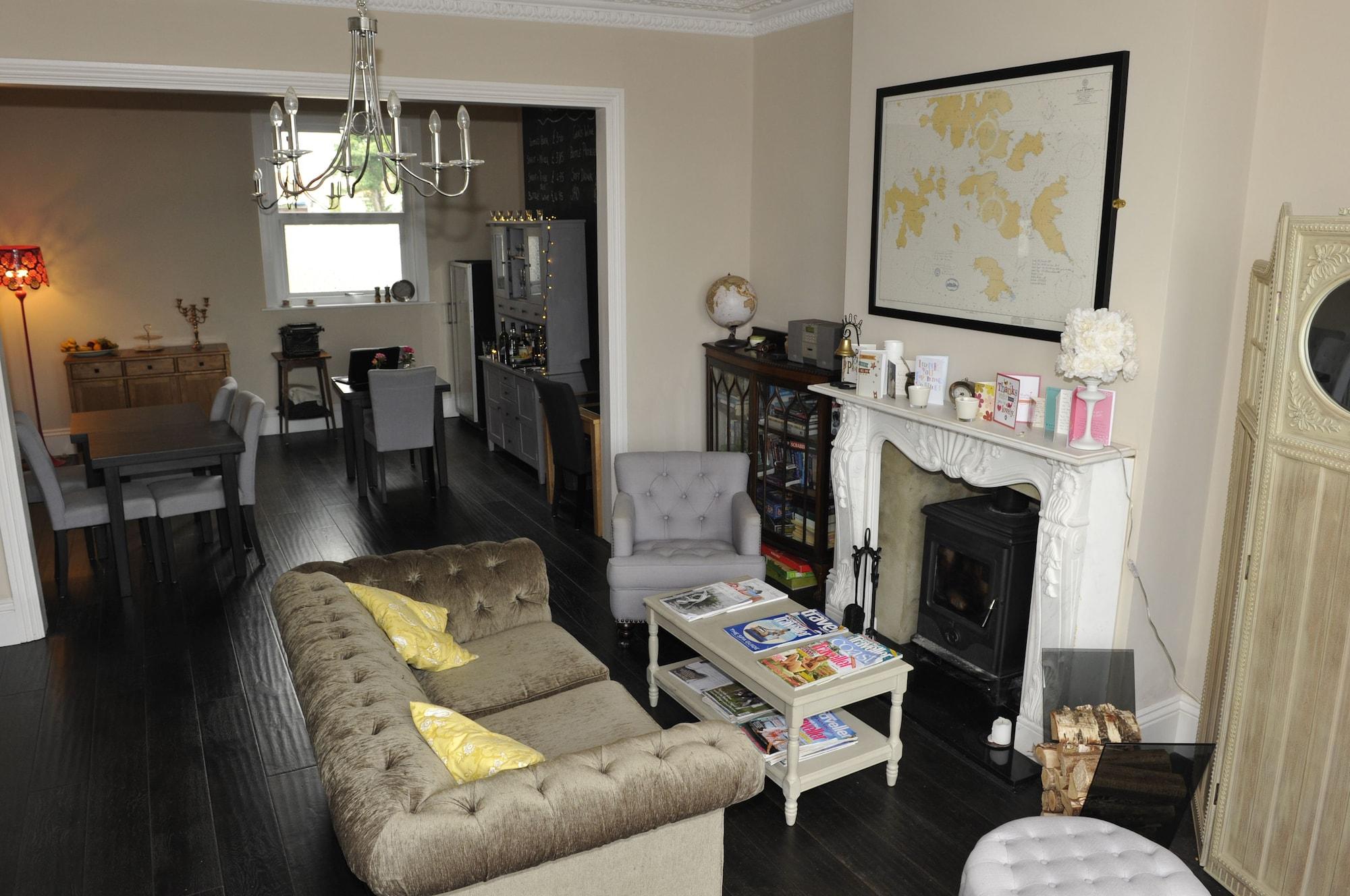 Vista Lobby Suenos Guesthouse