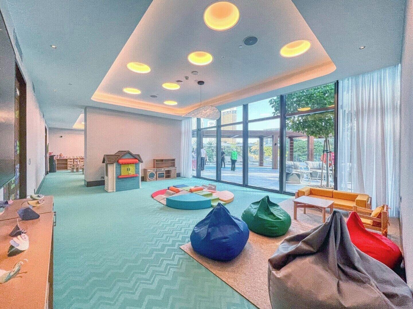 Instalaciones Recreativas Sky Symphony 3BR Address Opera by Meerak