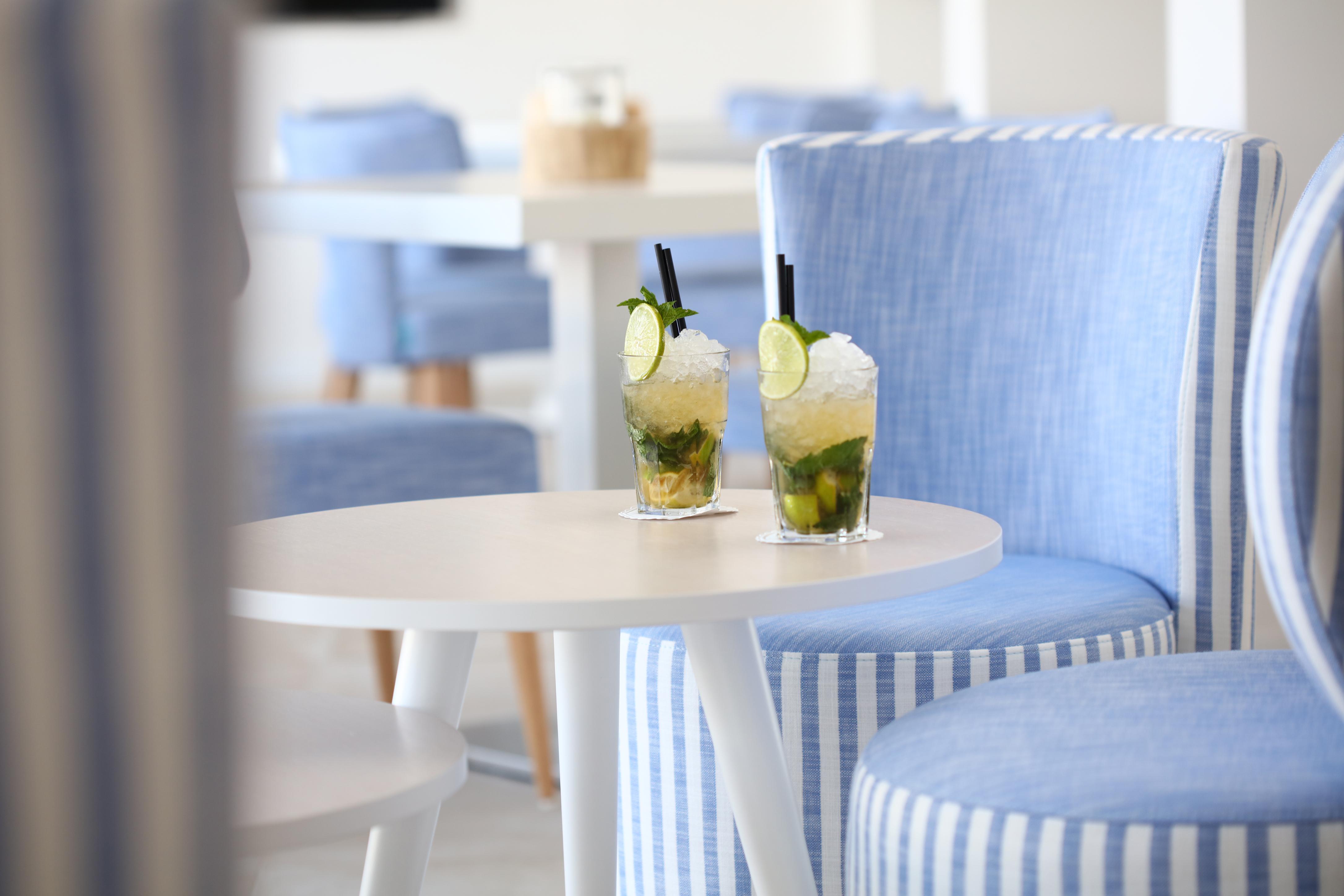 Bar/Salón Iberostar Waves Bahía de Palma