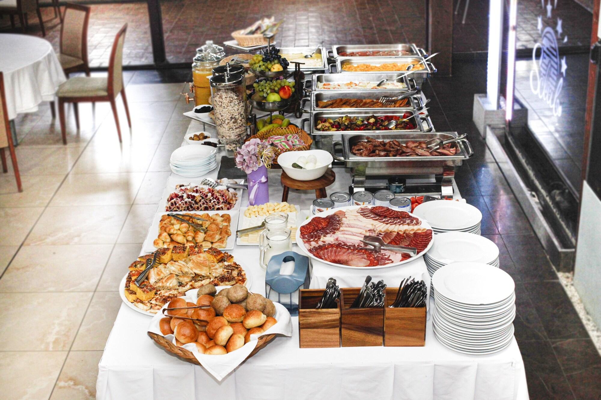 Restaurant S-Club Resort Aqua Park and Spa