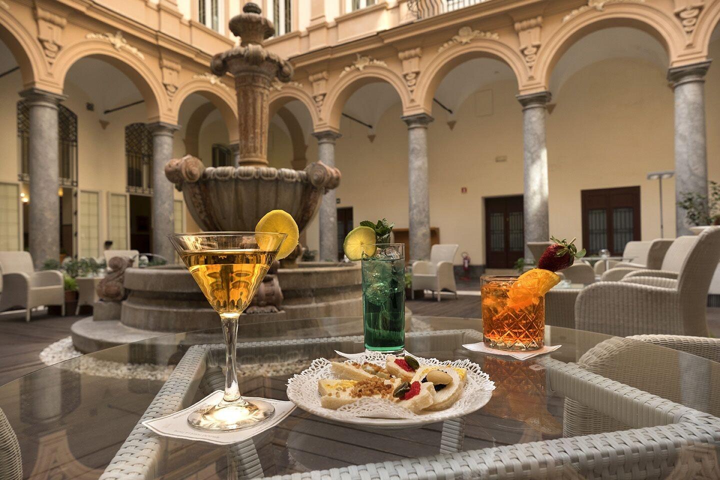 Vista Lobby Grand Hotel Piazza Borsa