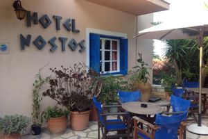 Alojamiento - Hotel Nostos