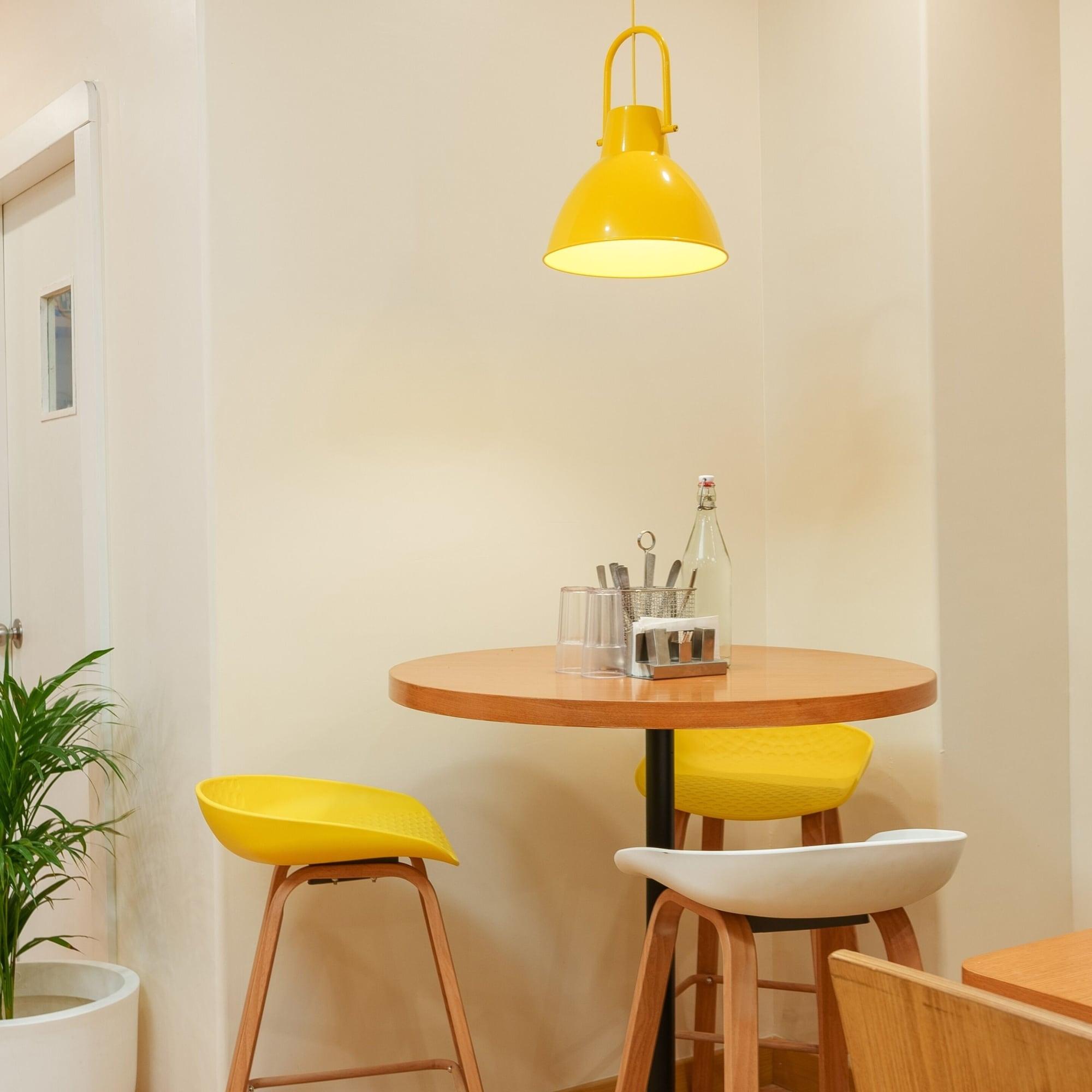 Restaurant Bloom Boutique - Connaught Place Area