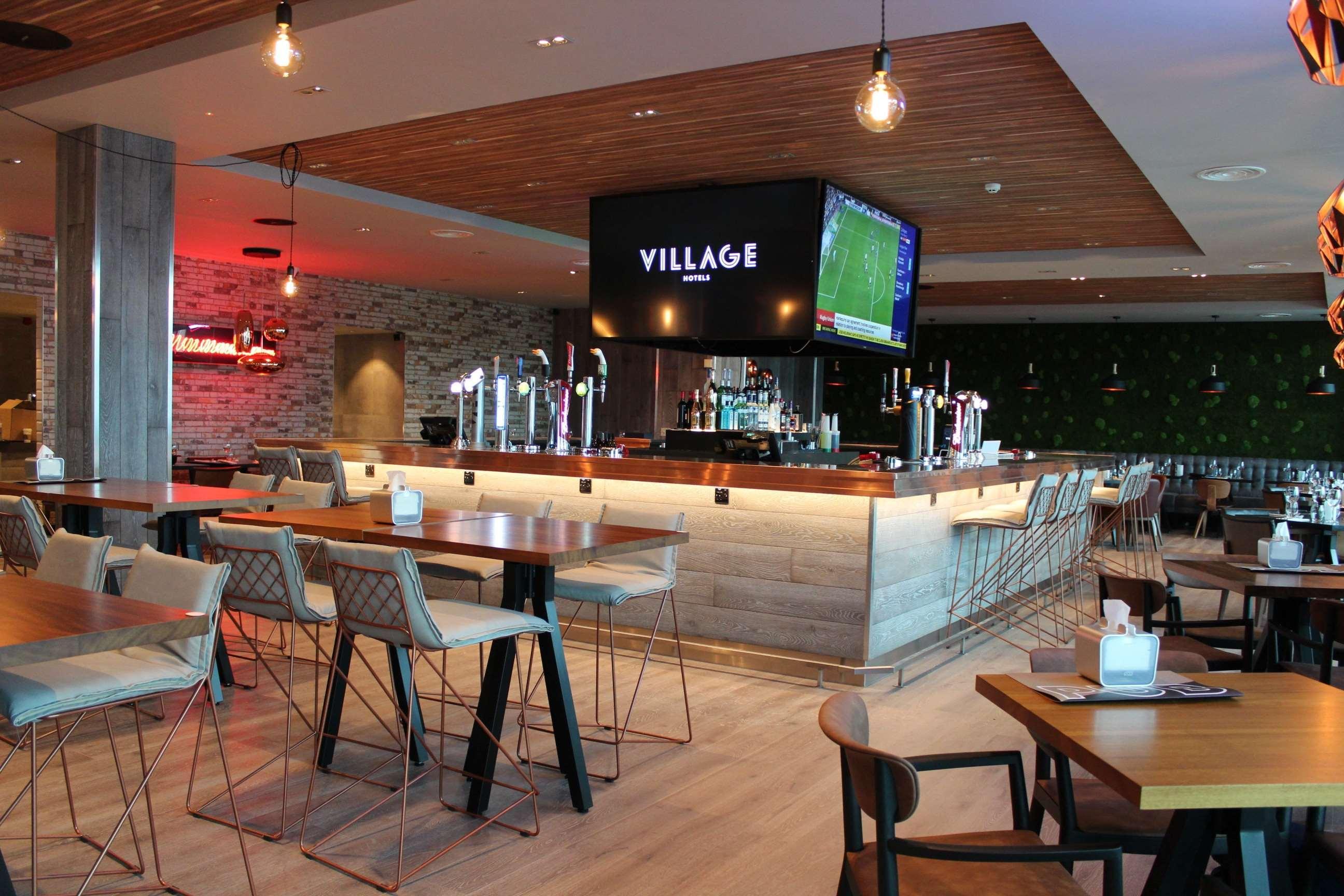 Restaurant Village Hotel Cardiff