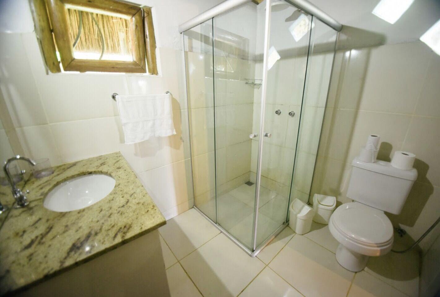 Equipamiento de Habitación Unah Piracanga