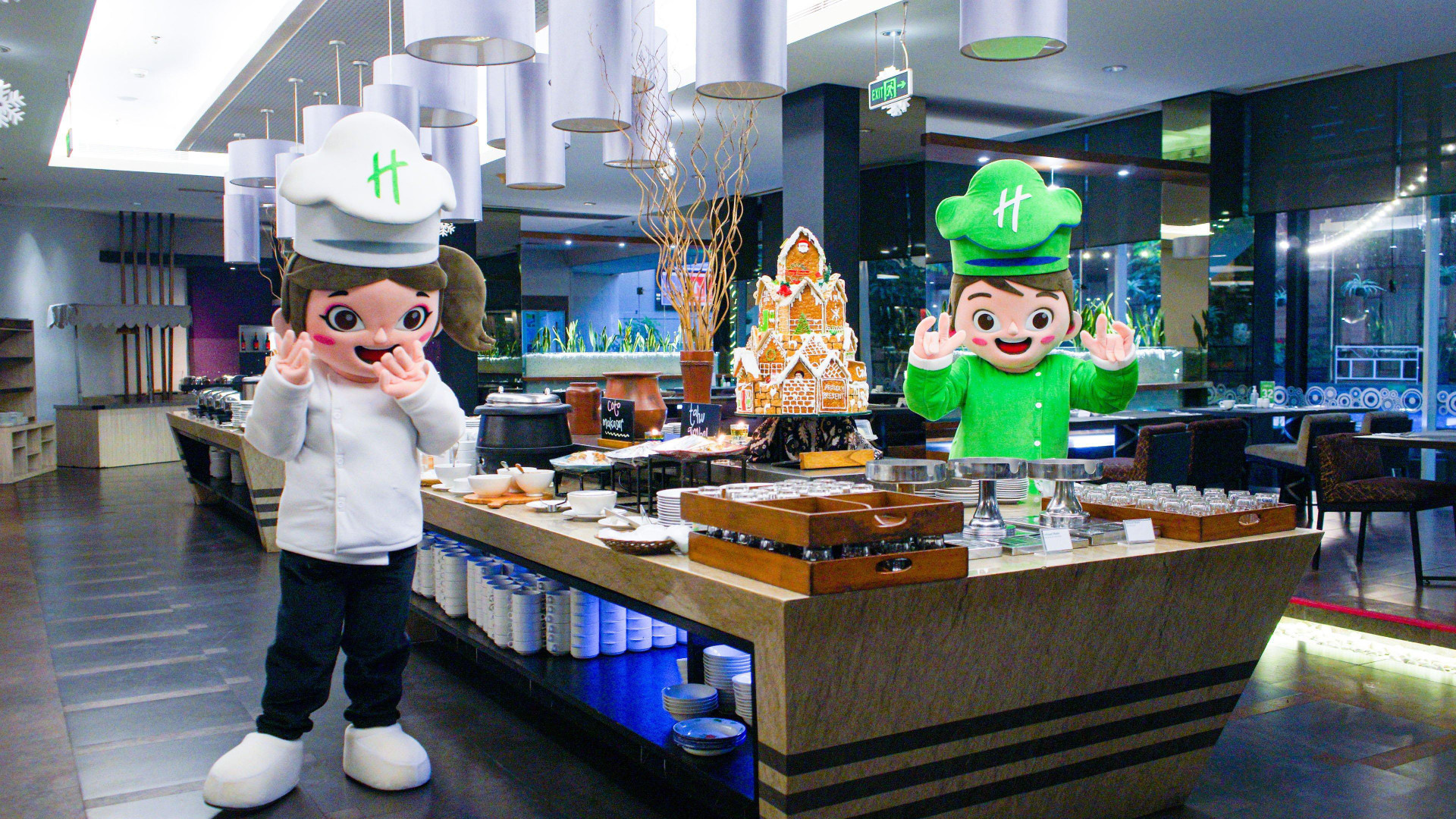Vista Exterior Holiday Inn Bandung Pasteur by IHG