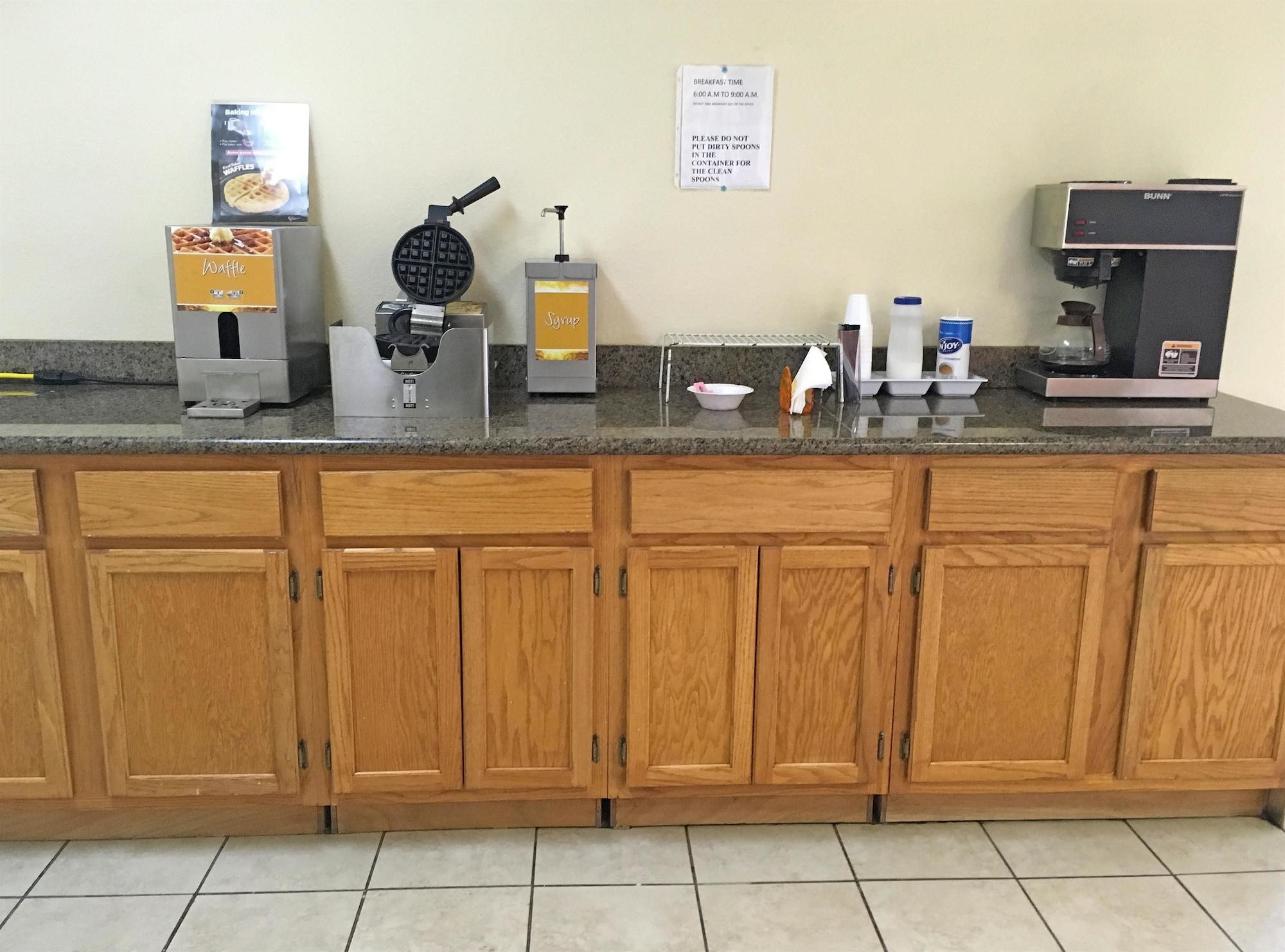 Restaurant Americas Best Value Inn & Suites Greenwood