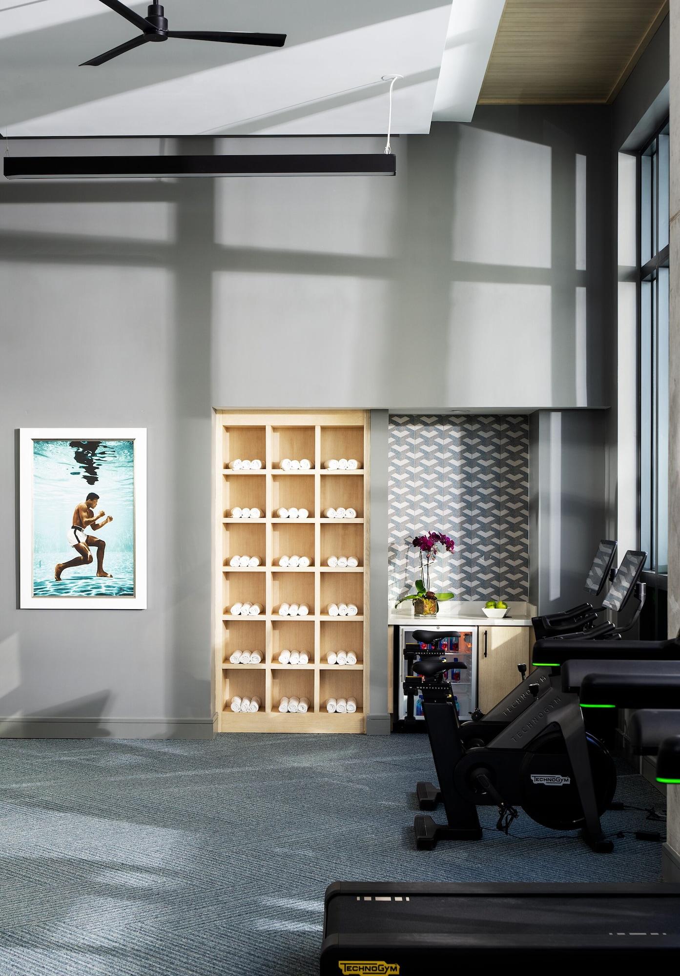 Gimnasio Hotel AKA West Palm