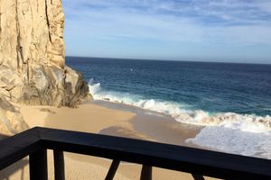 Alojamiento - Grand Solmar Land's End Resort & Spa is a spectacular vacation.