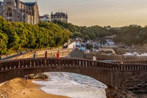 Actividad - Excursión a San Sebastián y Biarritz