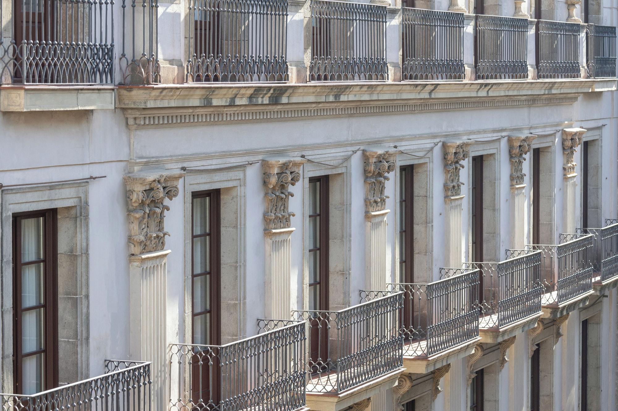 Vista Exterior Hotel Gotico