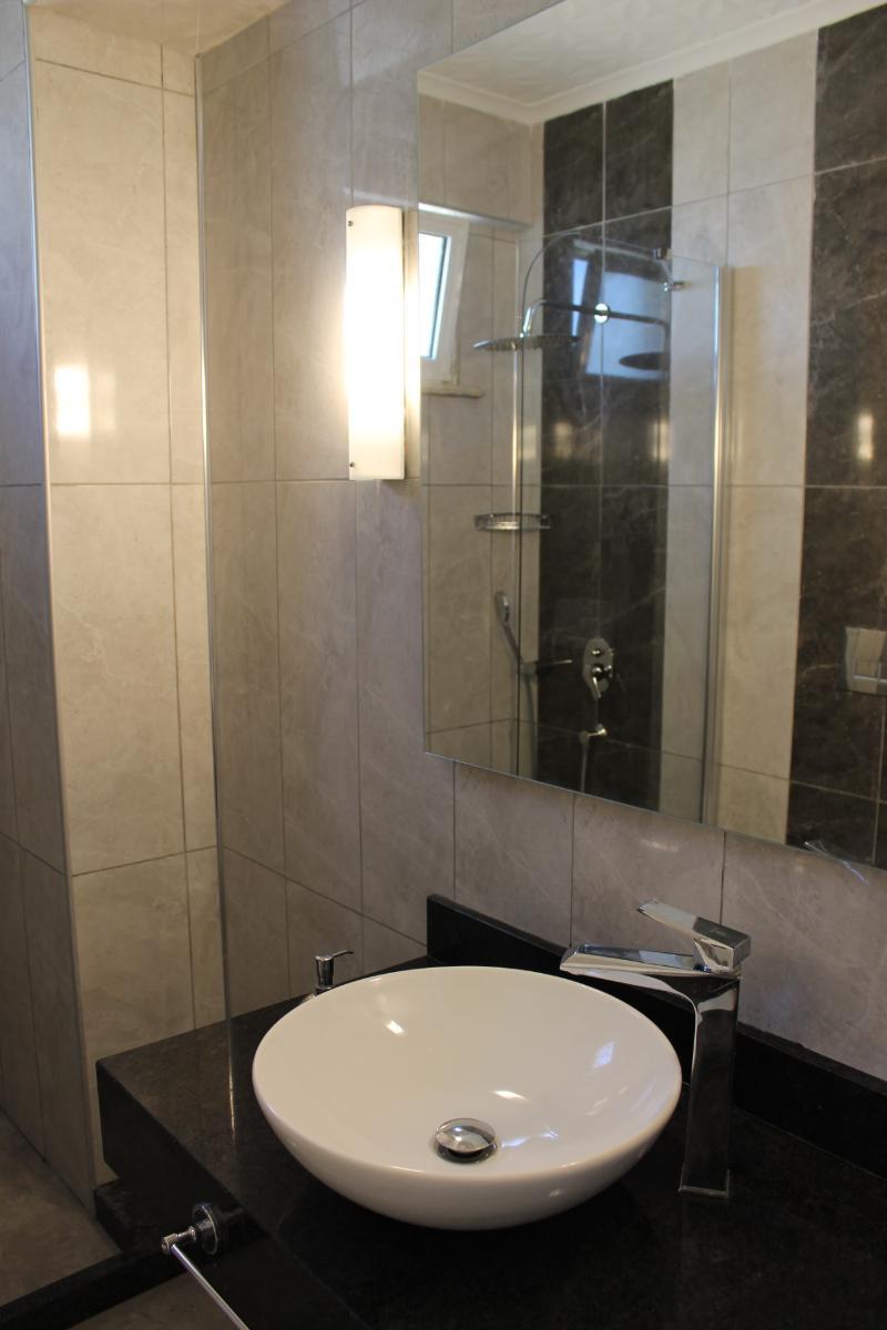 Baño The Prince Inn Hotel&Villas