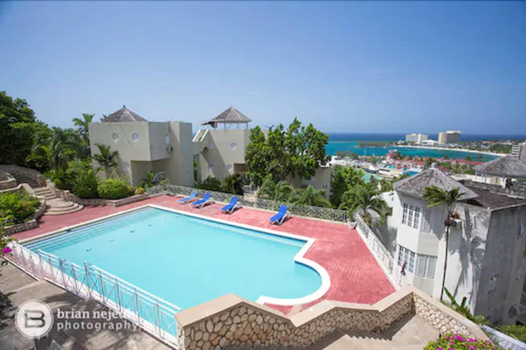 Comodidades del Alojamiento Columbus Heights Condominiums