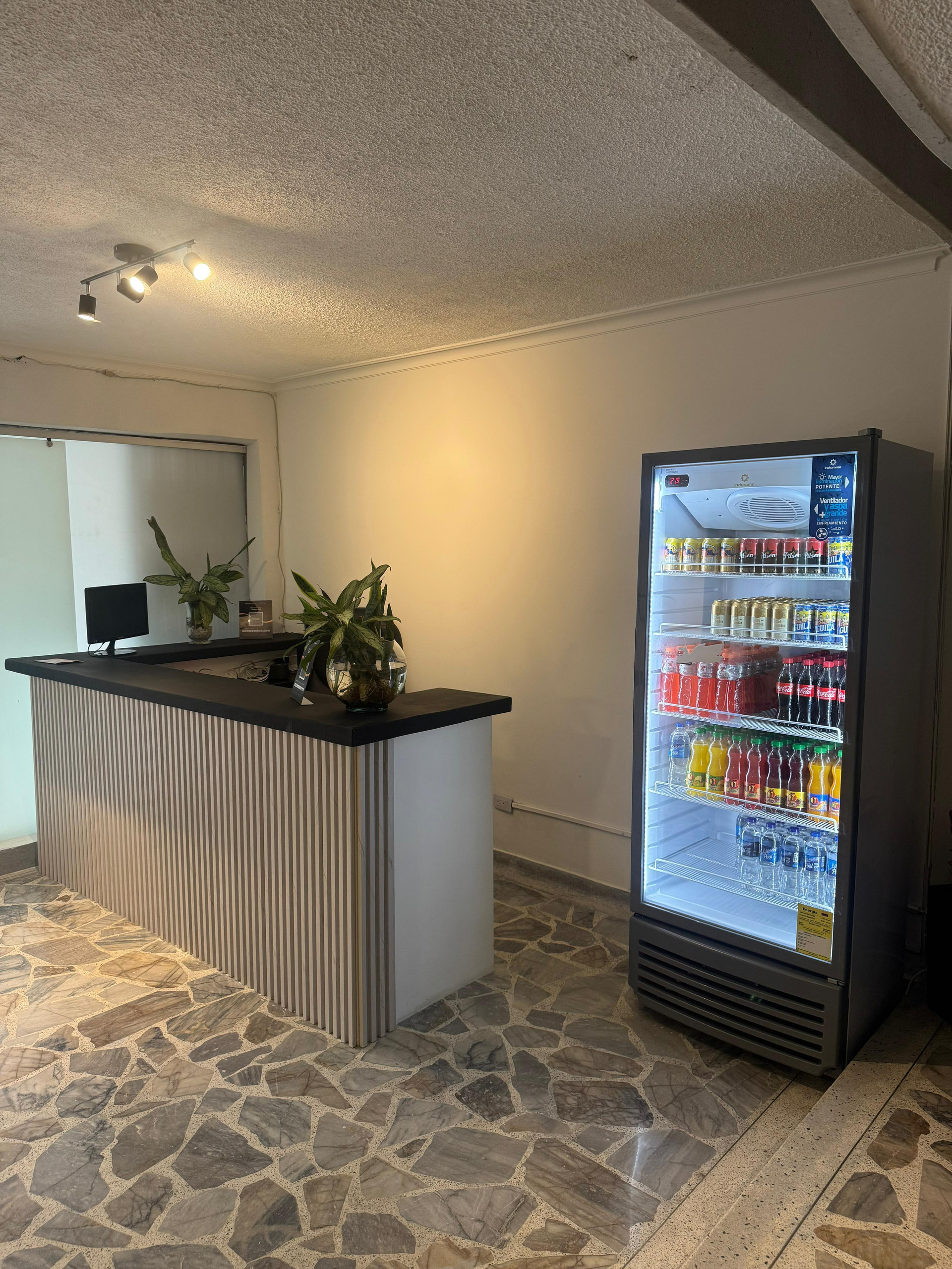 Bar/Salón Hotel Estadio 80