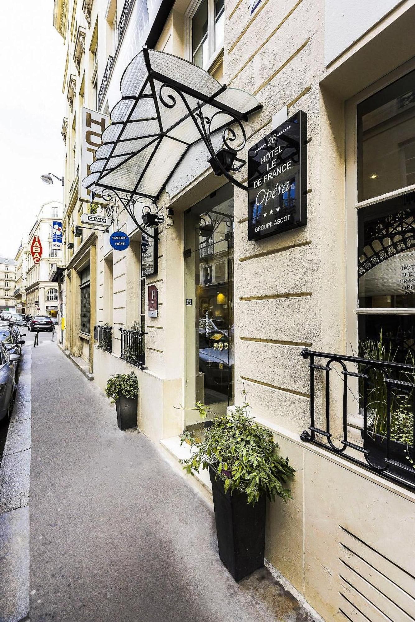 Vista Exterior Hotel Ile de France Opéra