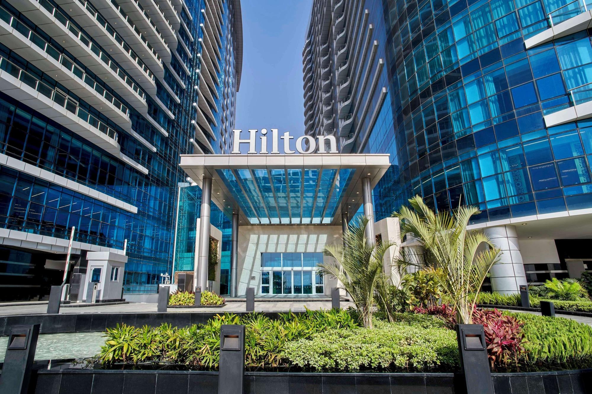 Vista Exterior Hilton Cairo Nile Maadi