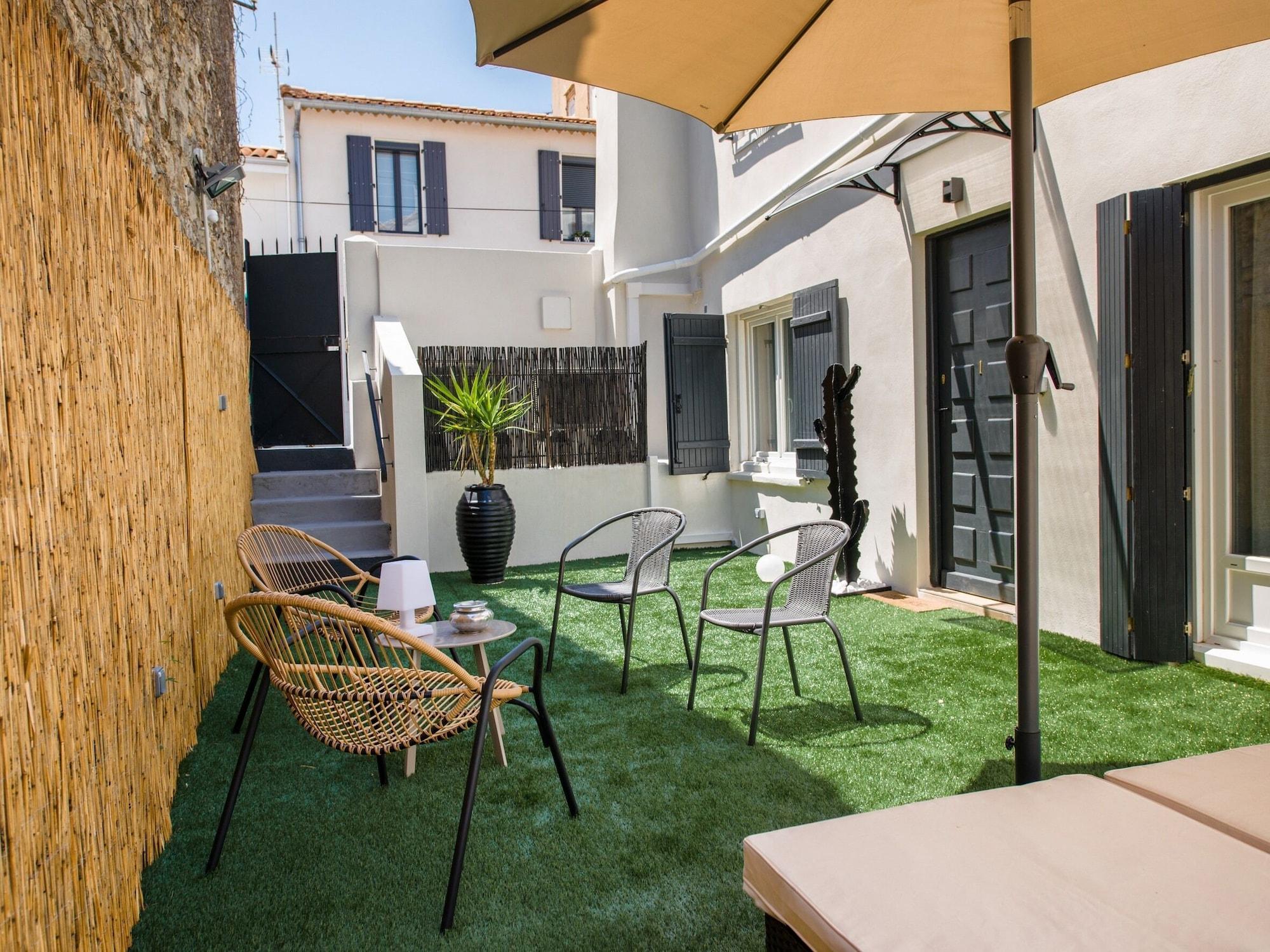 Vista Exterior Le C Boutique Hôtel