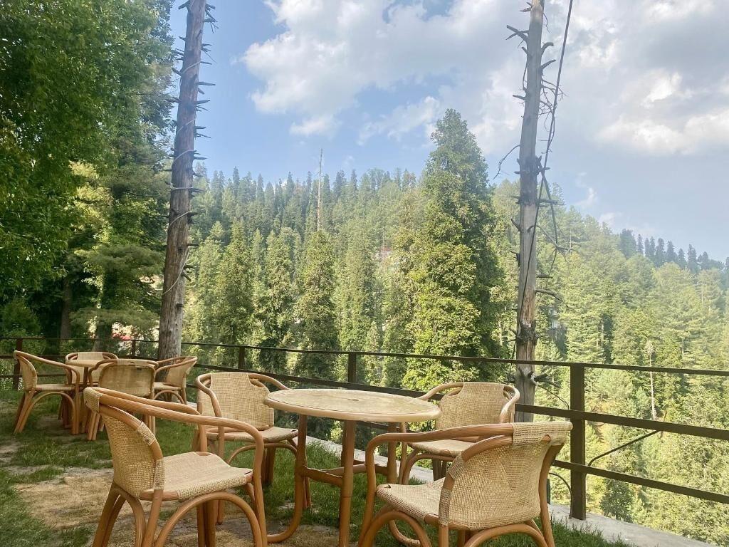 Equipamiento de Habitación Fogland Hotel Nathia Gali