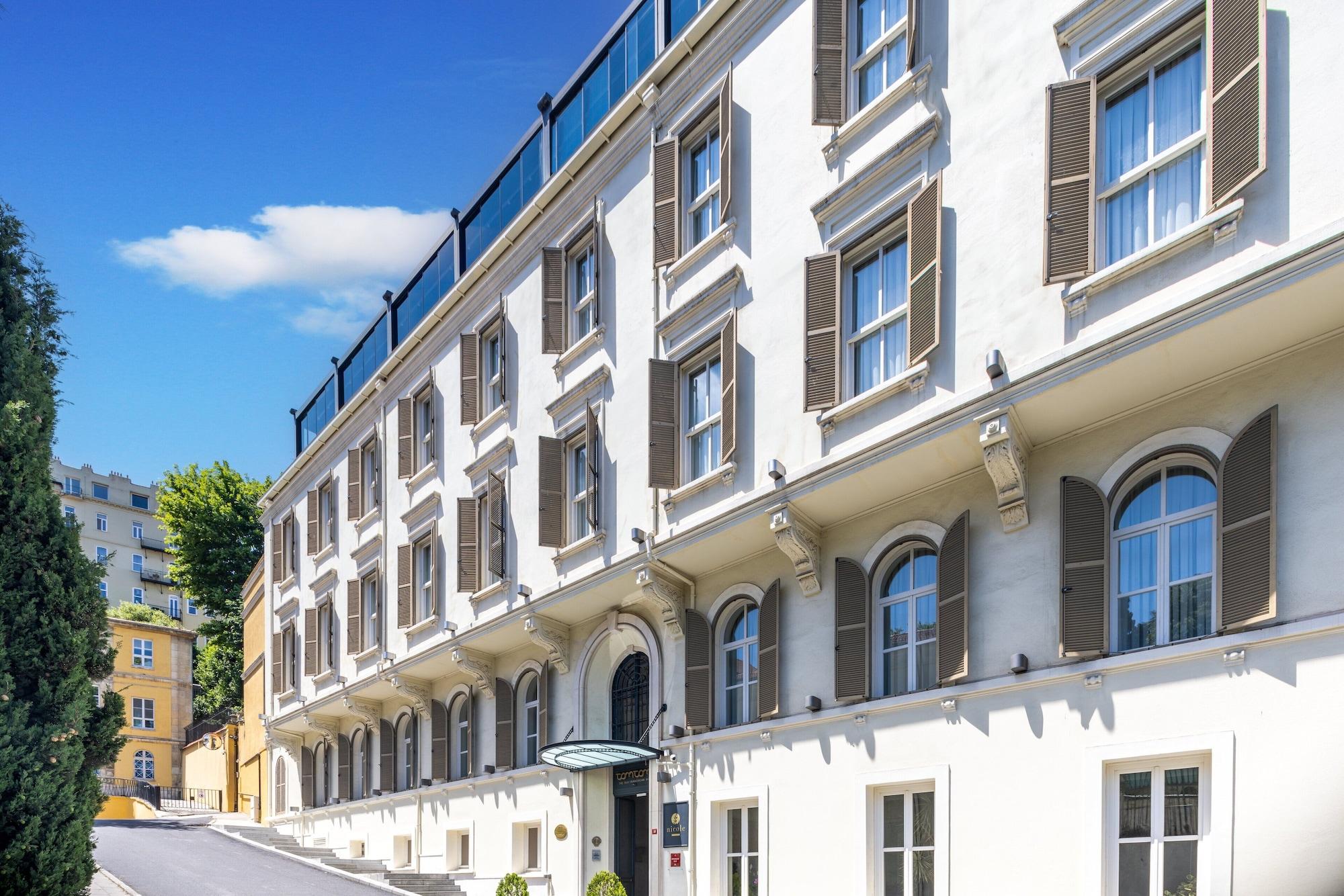 Vista Exterior Tomtom Suites - Special Class