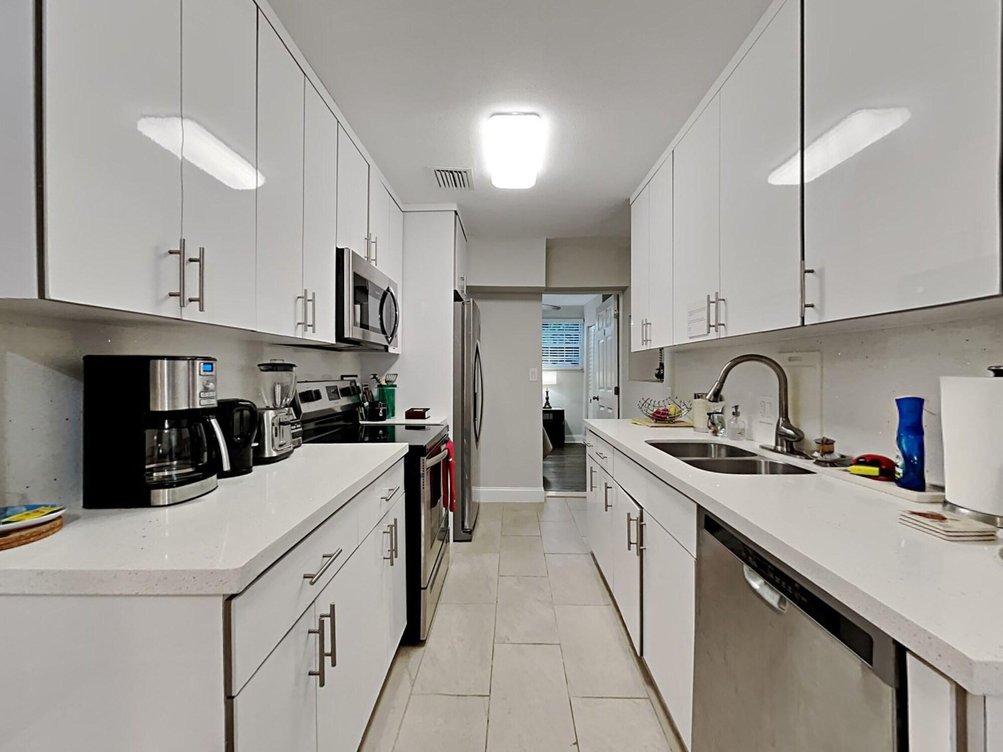 Equipamiento de Habitación Miami Townhouse with Patio Gazebo