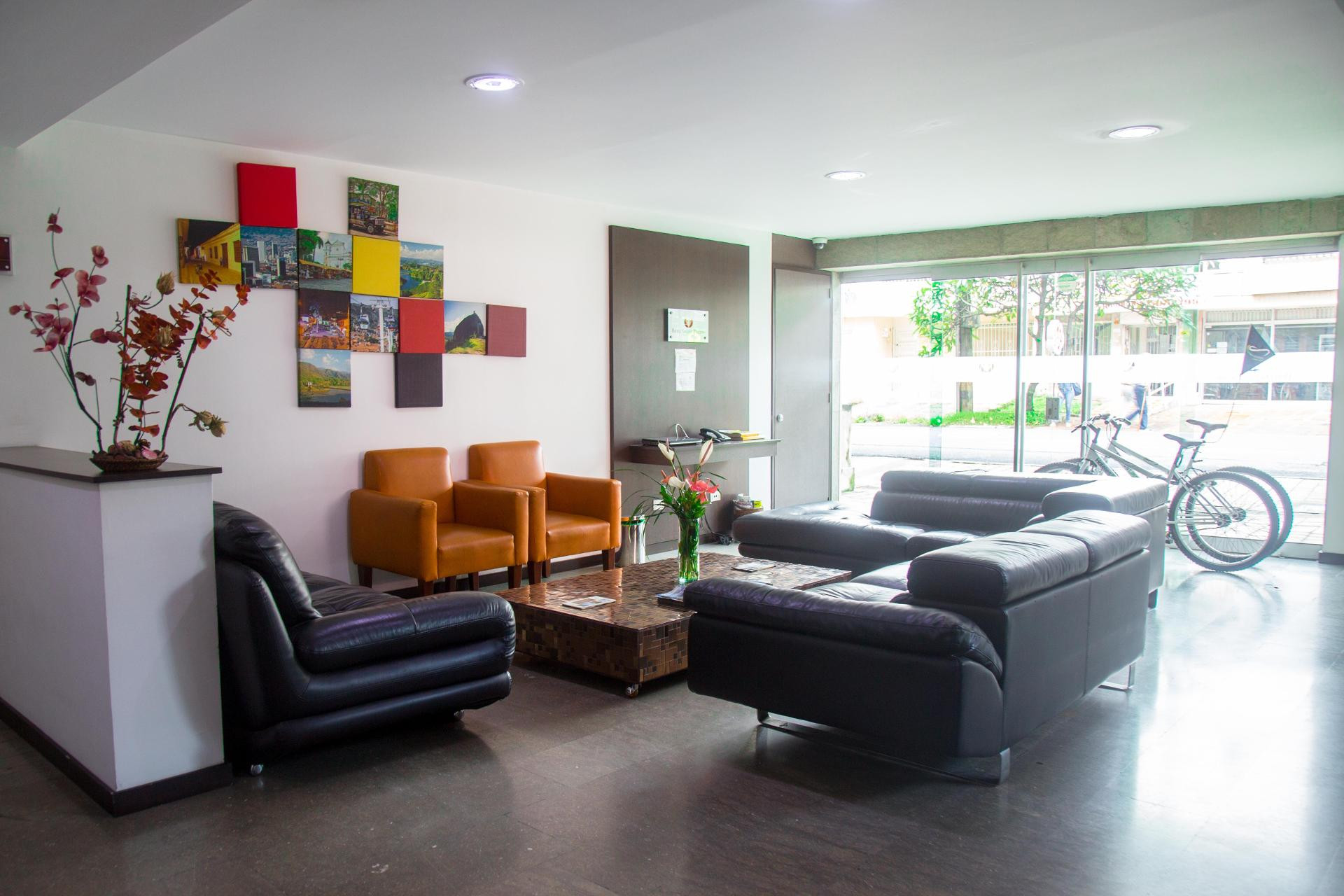 Vista Lobby Hotel Golden Palermo