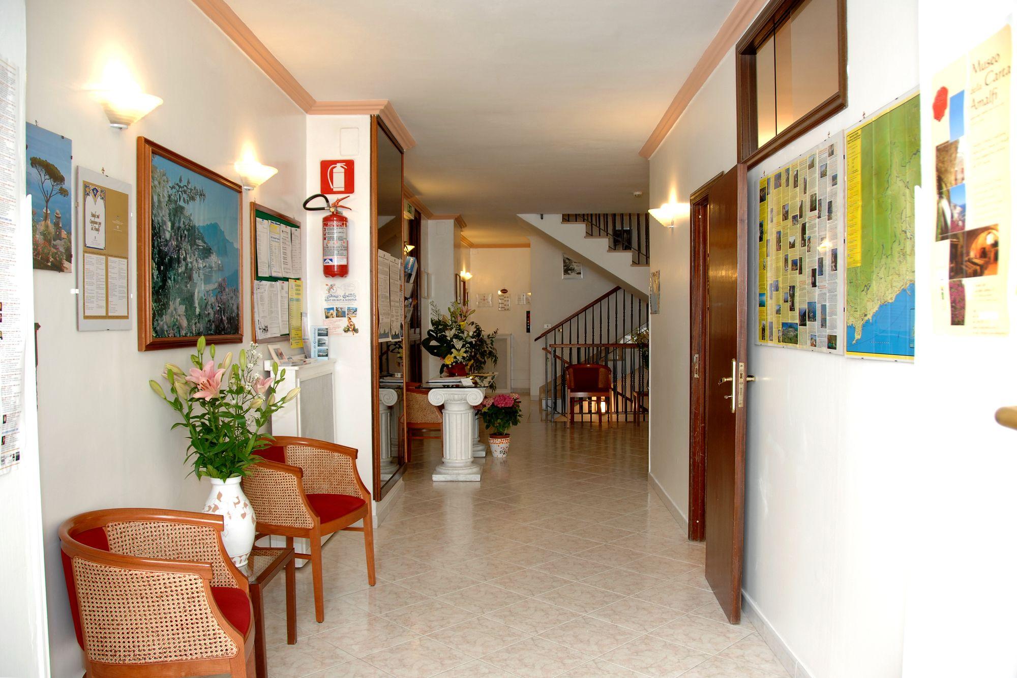 Vista Lobby Hotel Amalfi