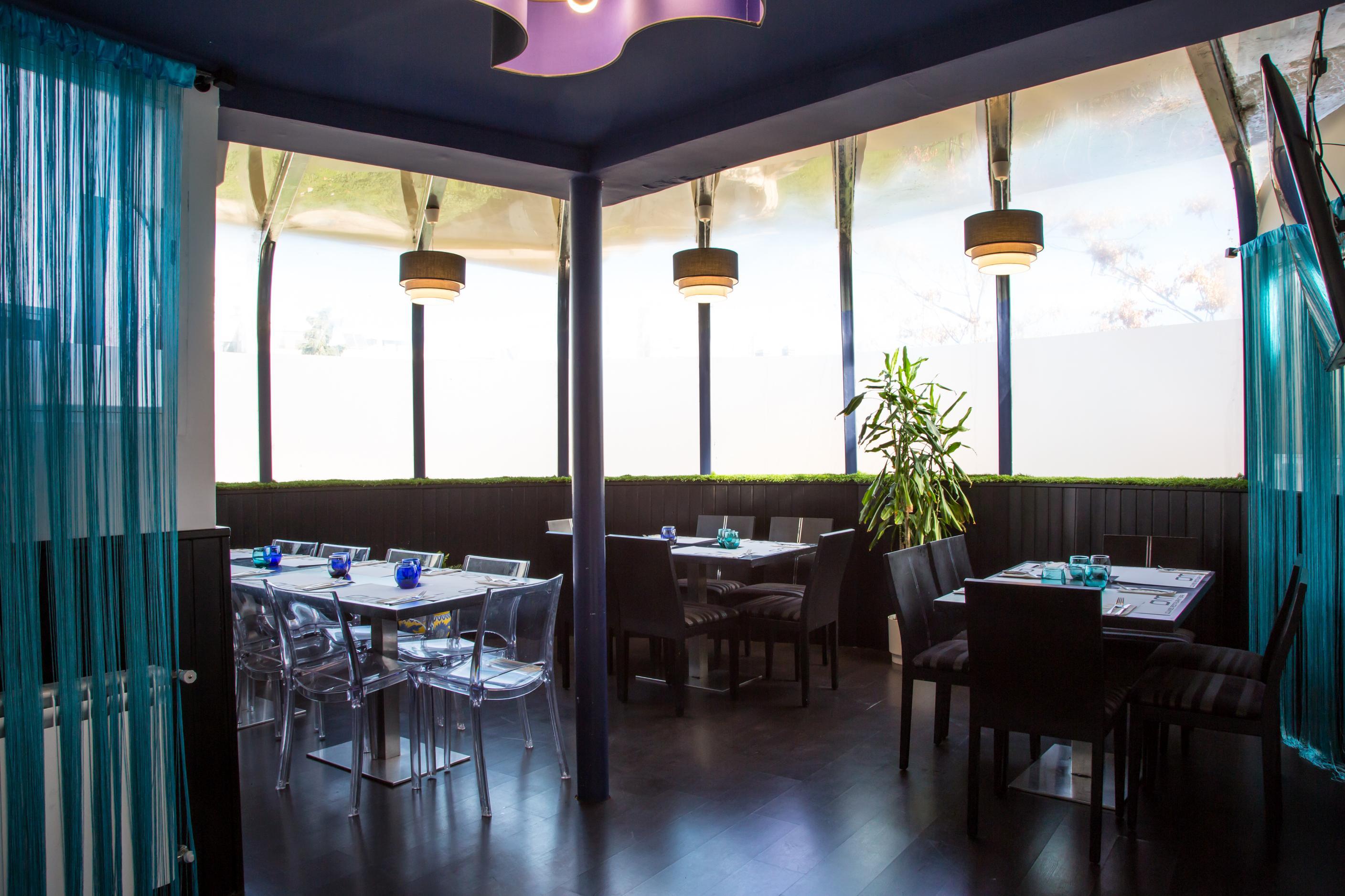 Bar/Salón Hotel Suites Feria de Madrid