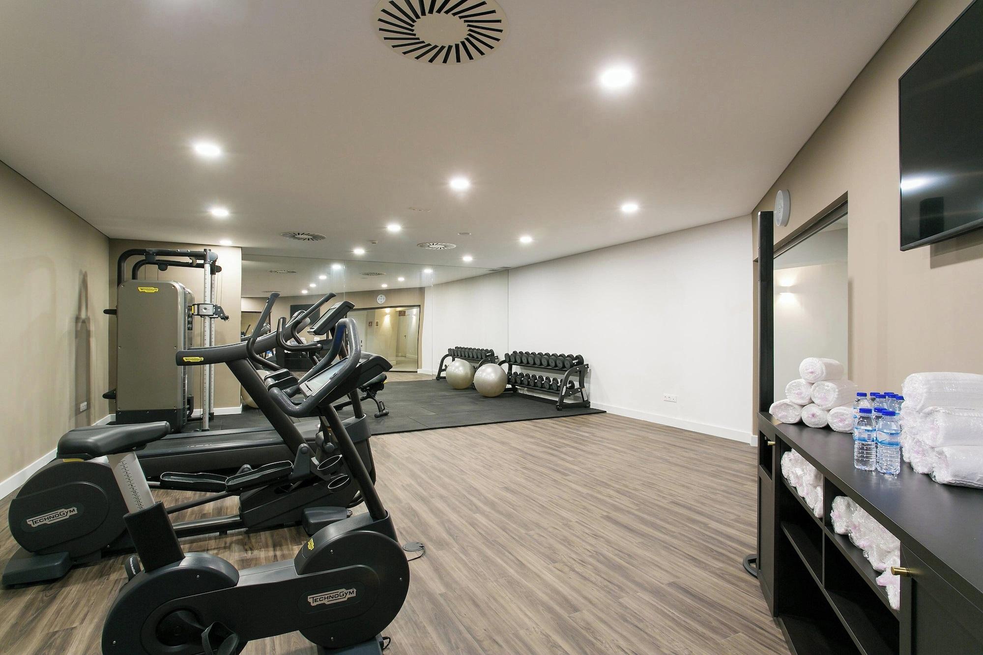 Gimnasio Four Points by Sheraton Sesimbra