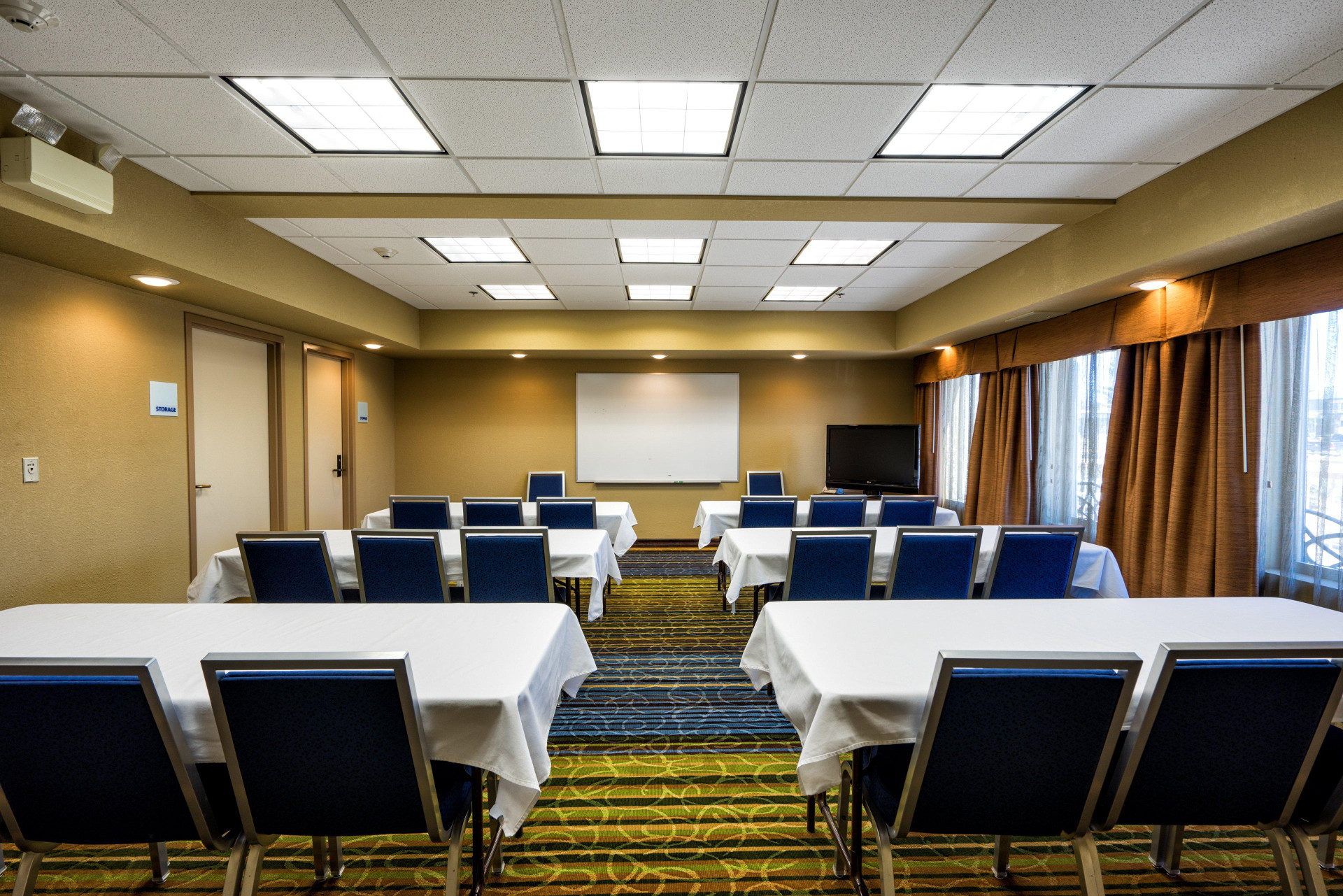 Centro de Negocios Holiday Inn Express Silver City