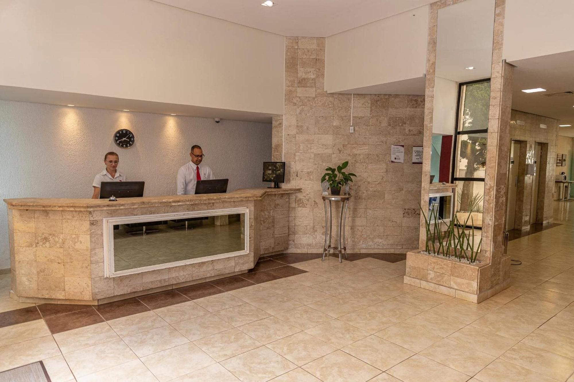 Vista Lobby Hotel Doral Apucarana