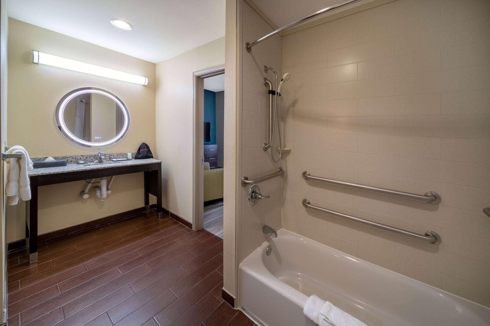 Equipamiento de Habitación La Quinta Inn & Suites by Wyndham Durant