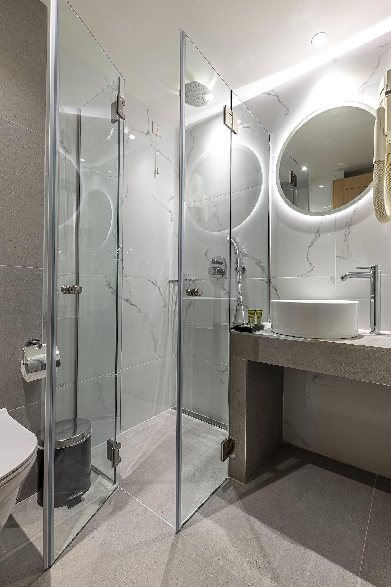 Equipamiento de Habitación Parnon Hotel