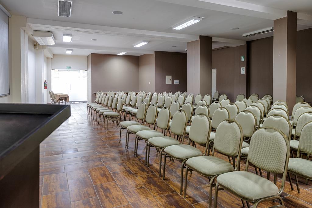 Sala de Reuniones OBH Business Hotel