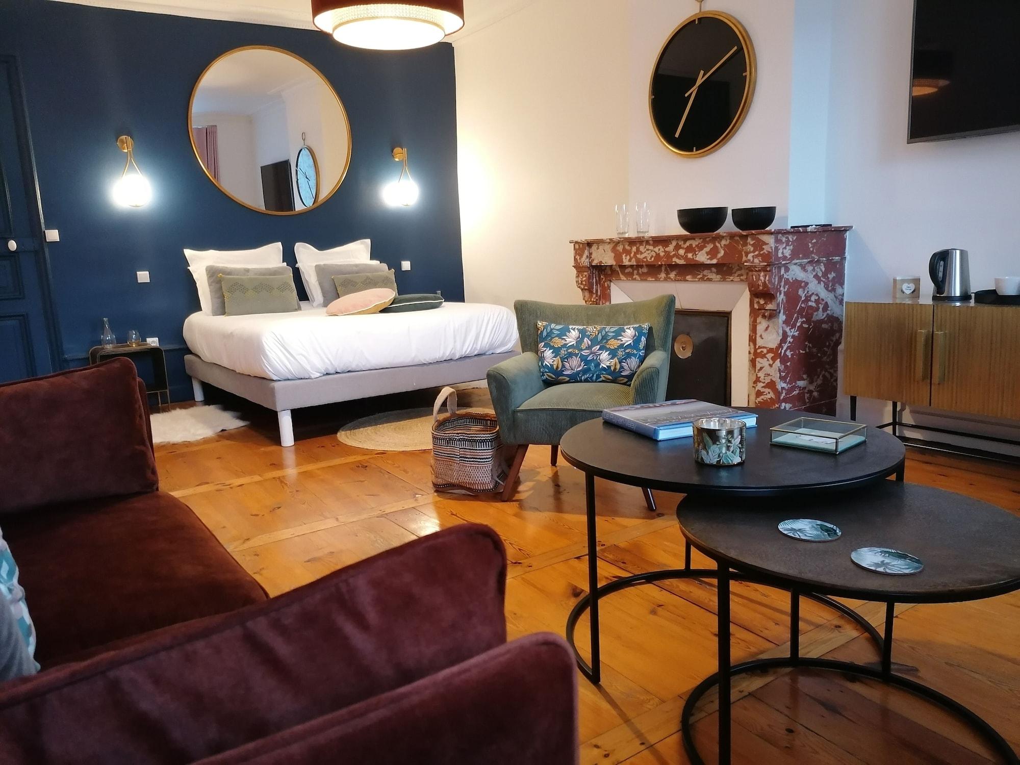 Varios B&B 43 3