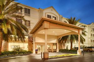 Alojamiento - Best Western Plus Downtown Inn & Suites