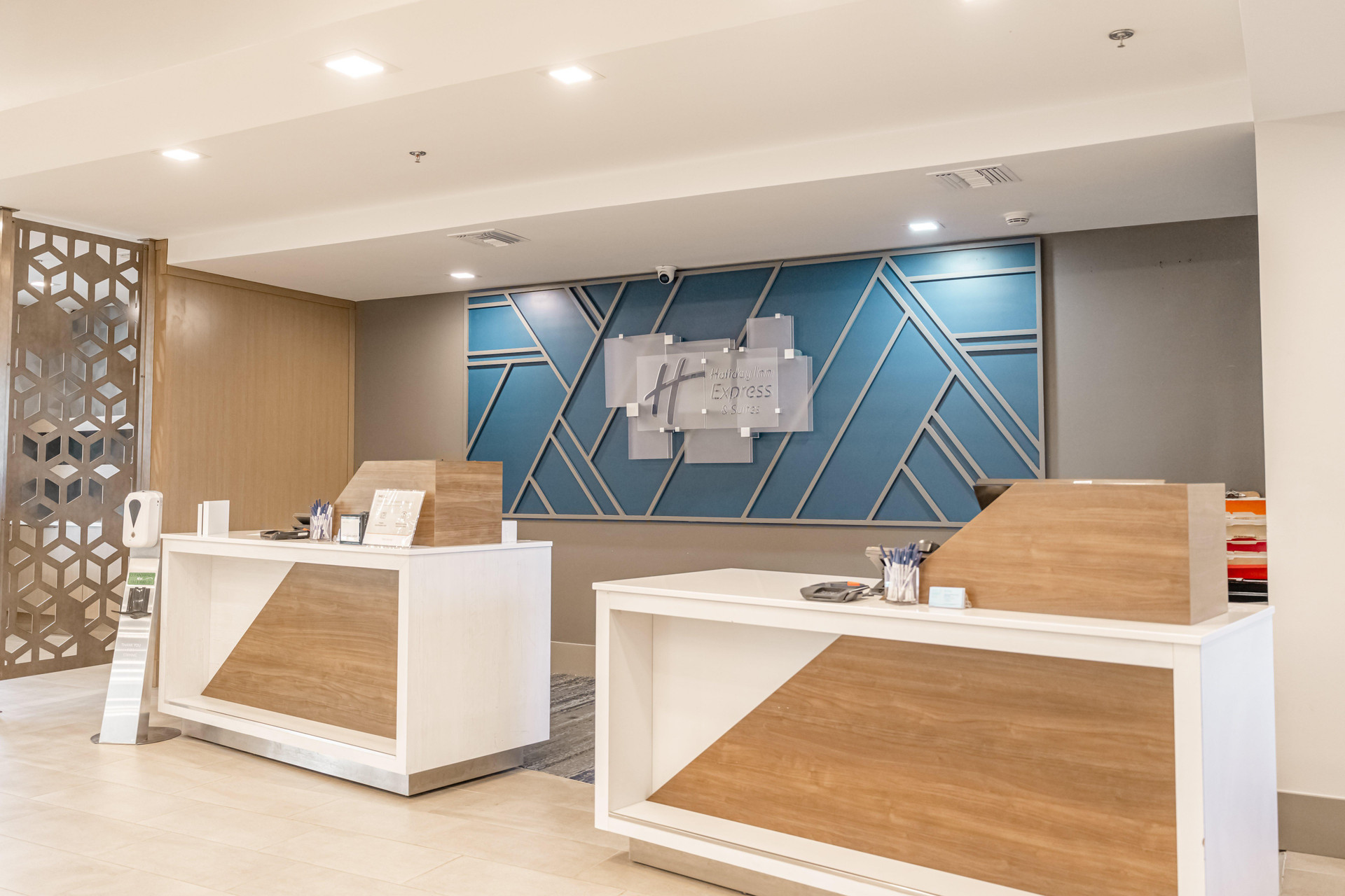 Vista Lobby Holiday Inn Express Hotels & Suites Cocoa Beach by IHG
