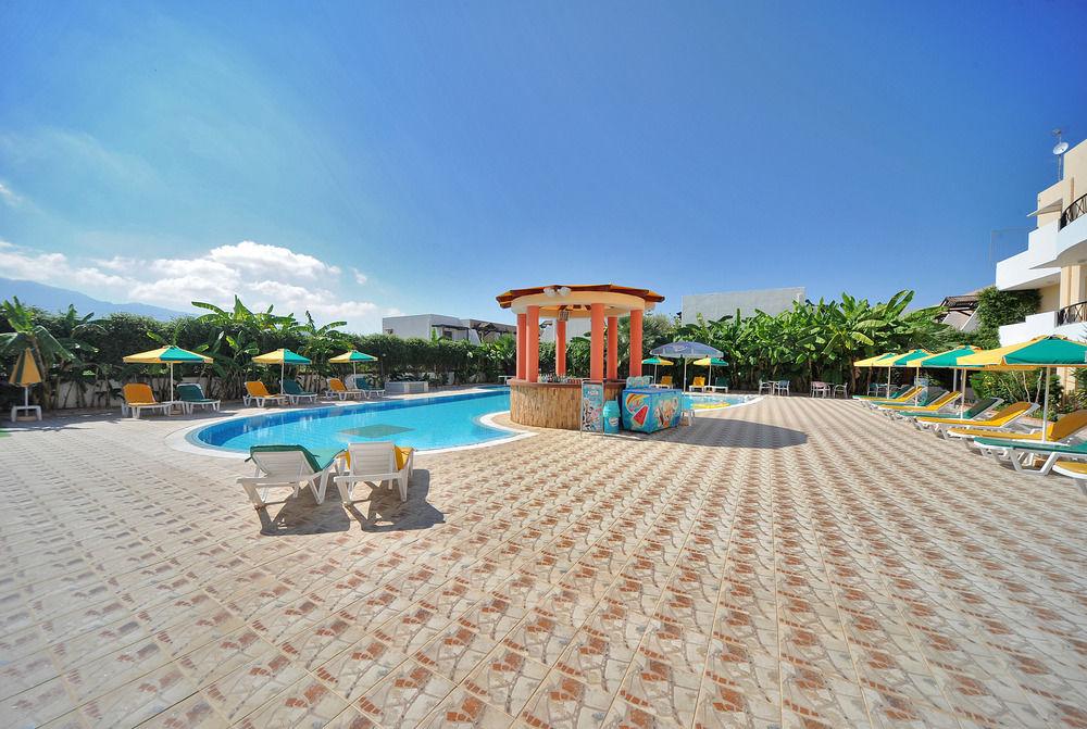 Vista Piscina Pelopas Resort