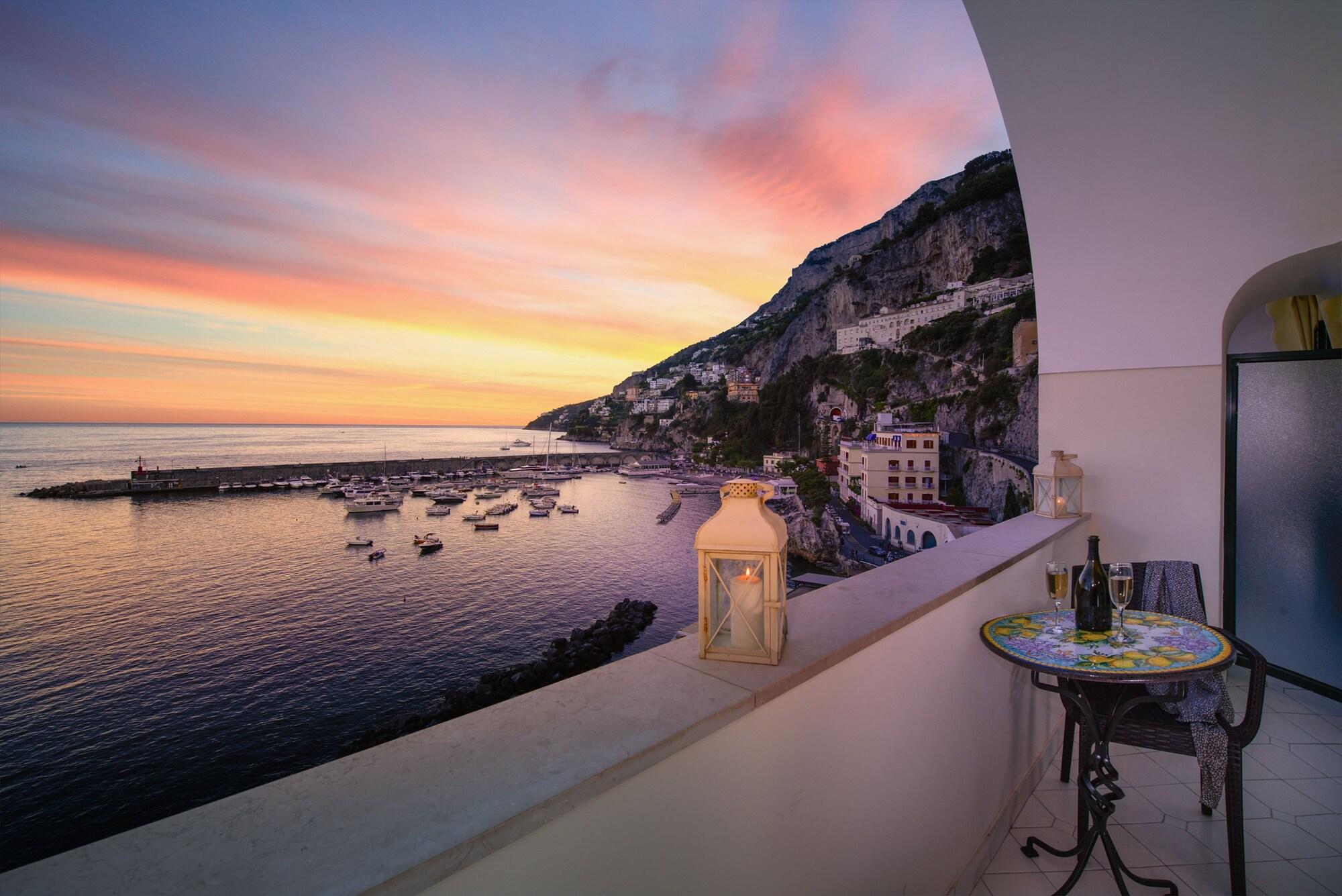 Varios Vista D'Amalfi