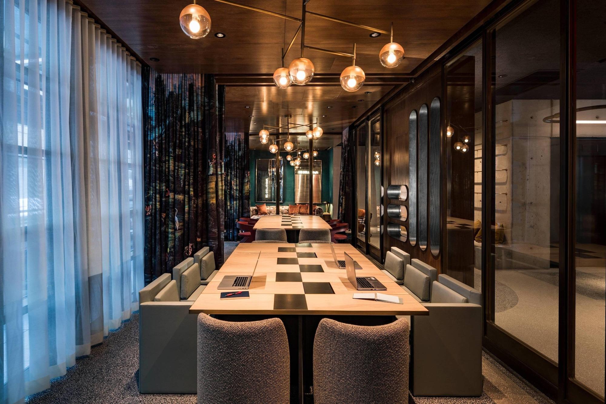 Sala de Reuniones Moxy NYC Chelsea