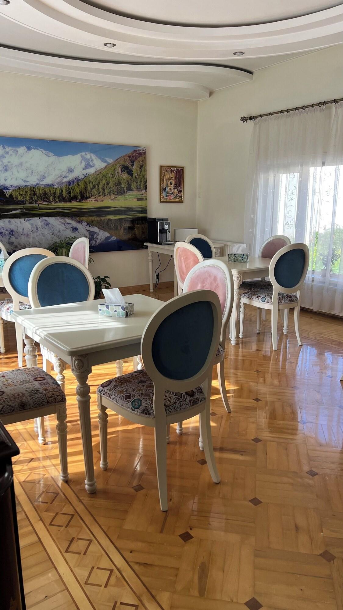 Restaurant Ikat Villa