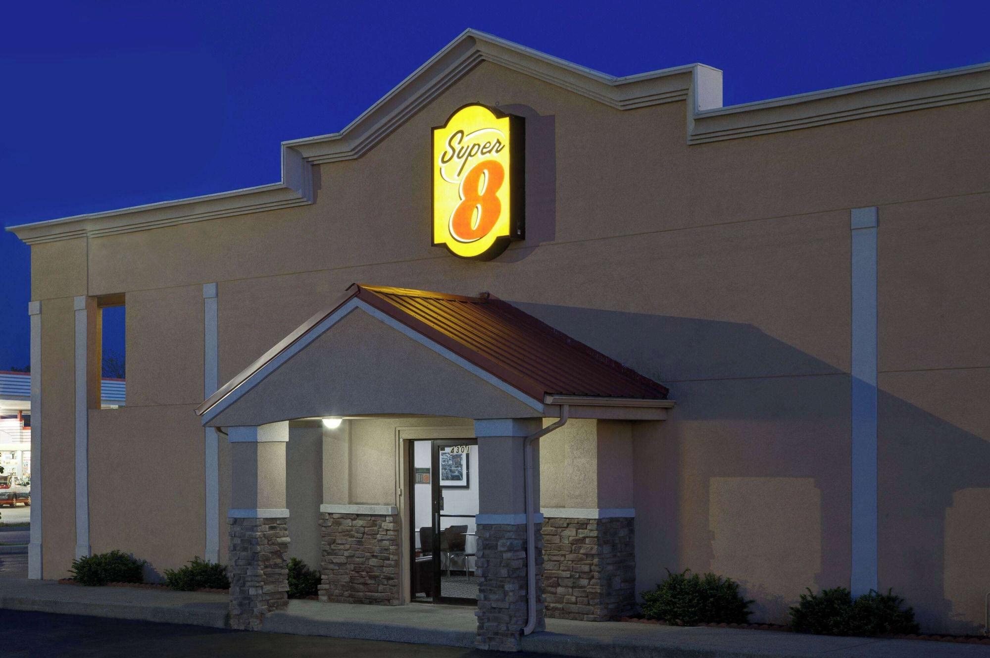 Varios Super 8 by Wyndham Lafayette / Purdue Area