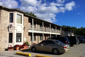 Alojamiento - East Street Inn & Suites Tipton