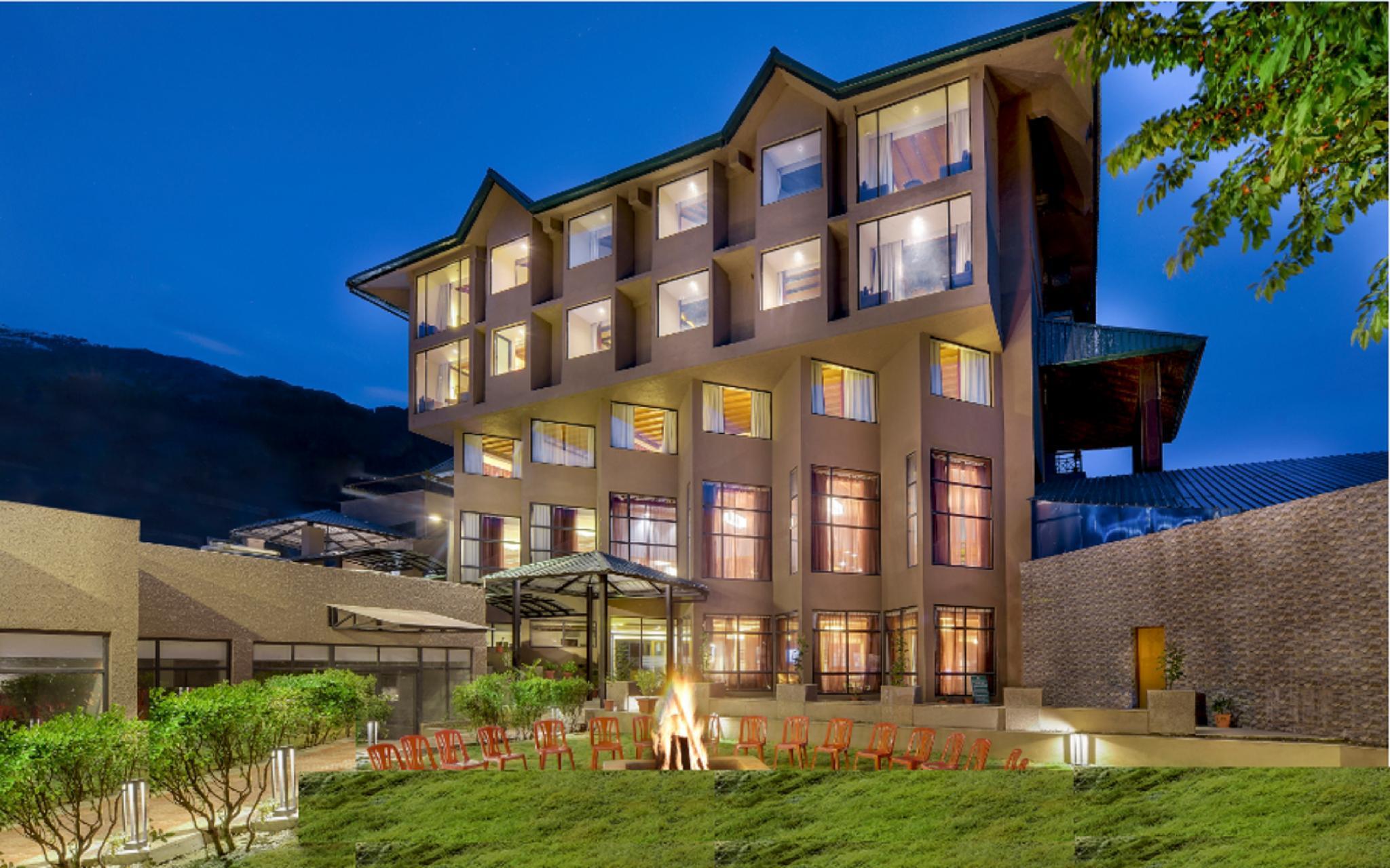 Vista Exterior Sterling Manali