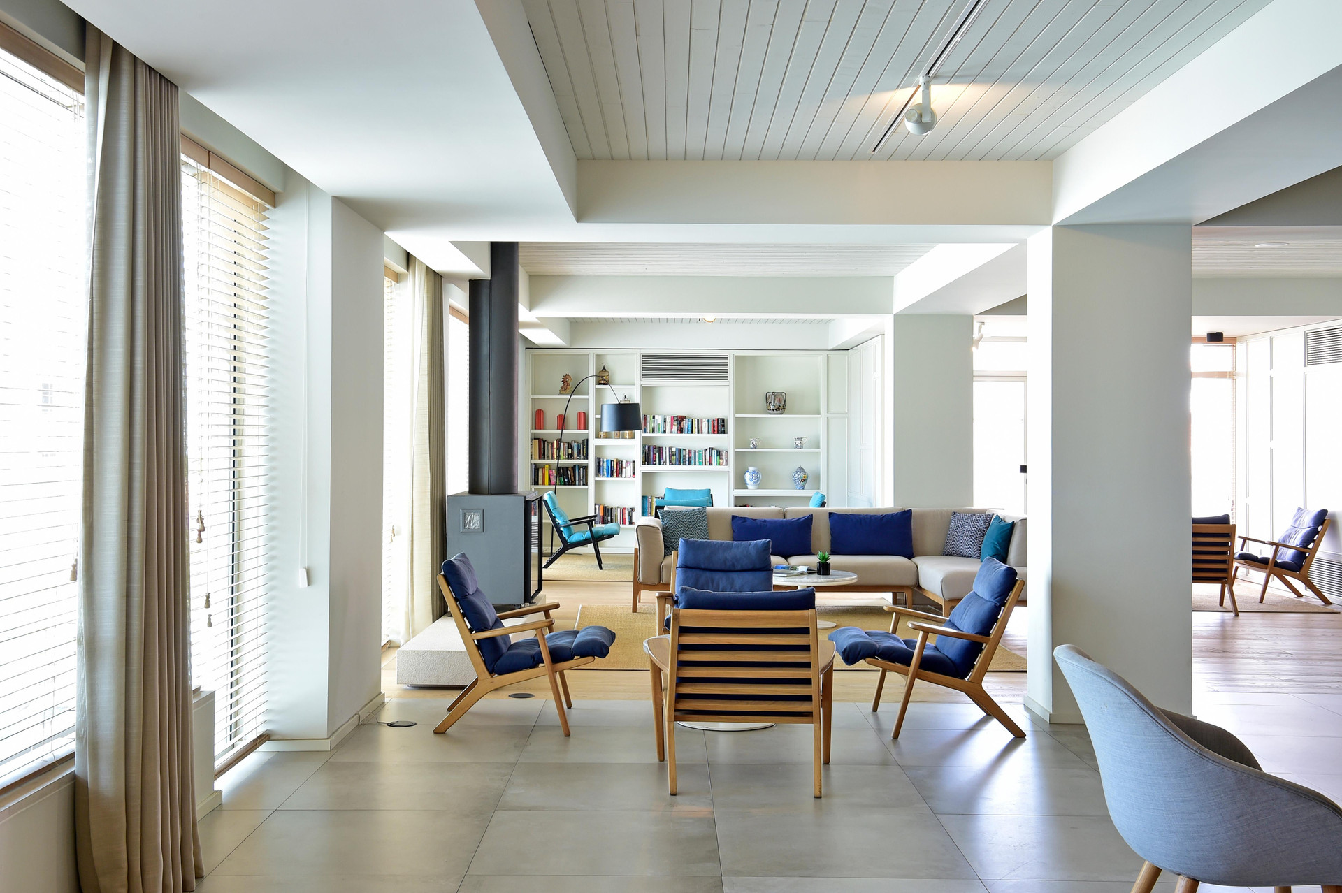 Vista Lobby Aqualuz Lagos by The Editory