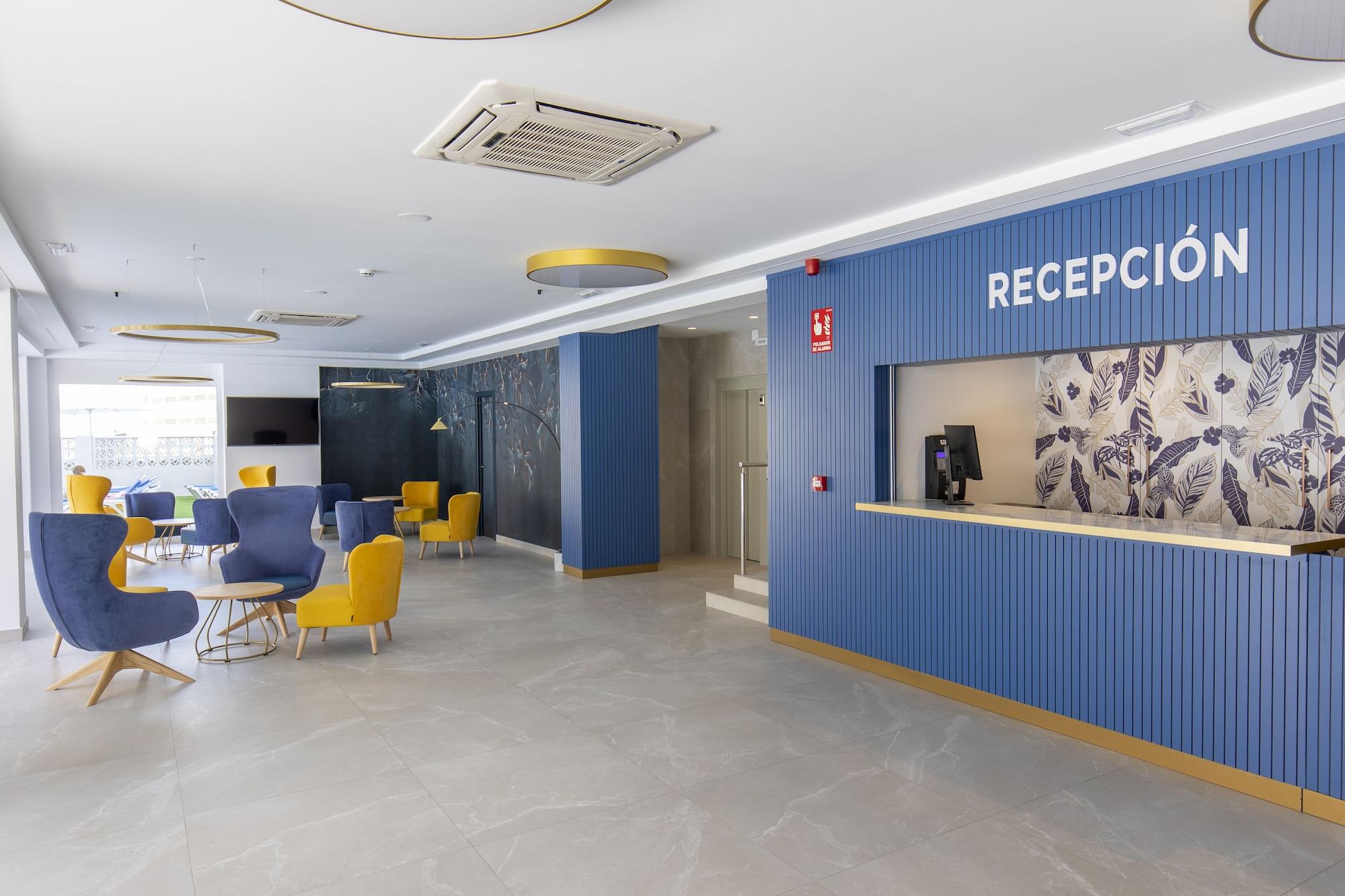Vista Lobby Aparthotel BCL Levante Beach