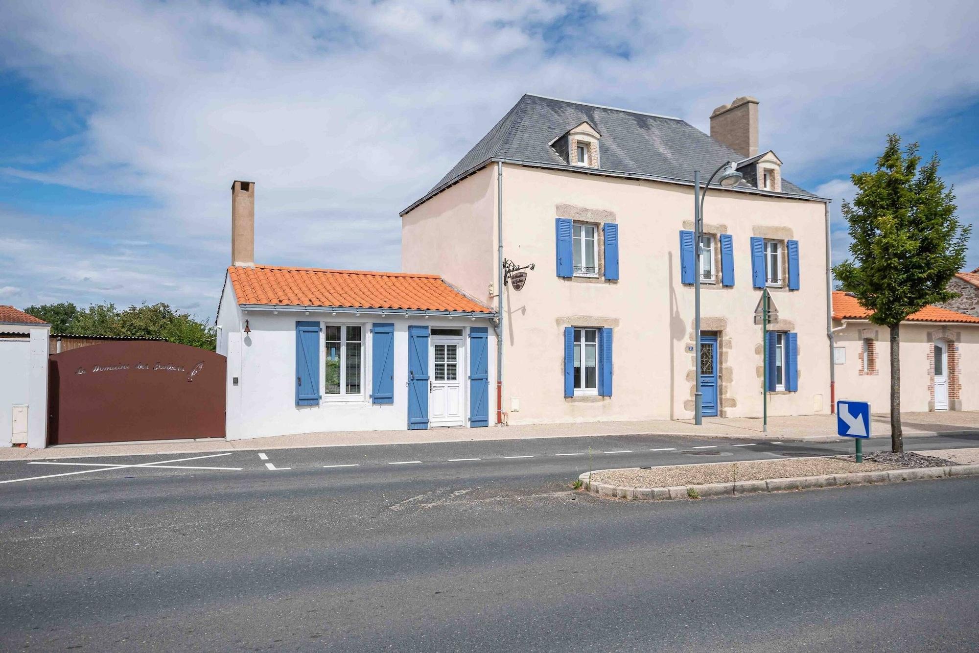 Vista Exterior Le Domaine des Écoliers