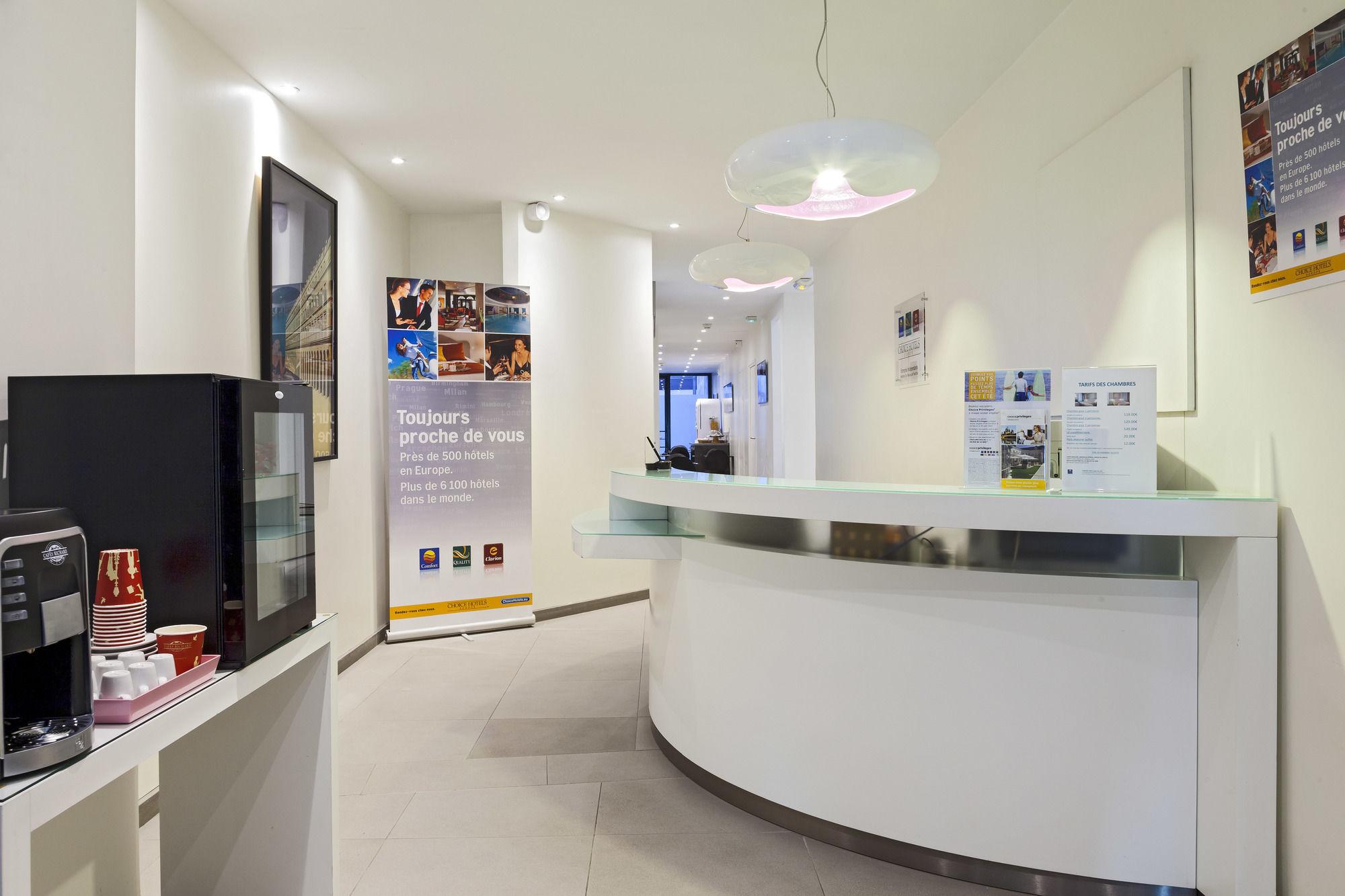 Vista Lobby Hotel Brady